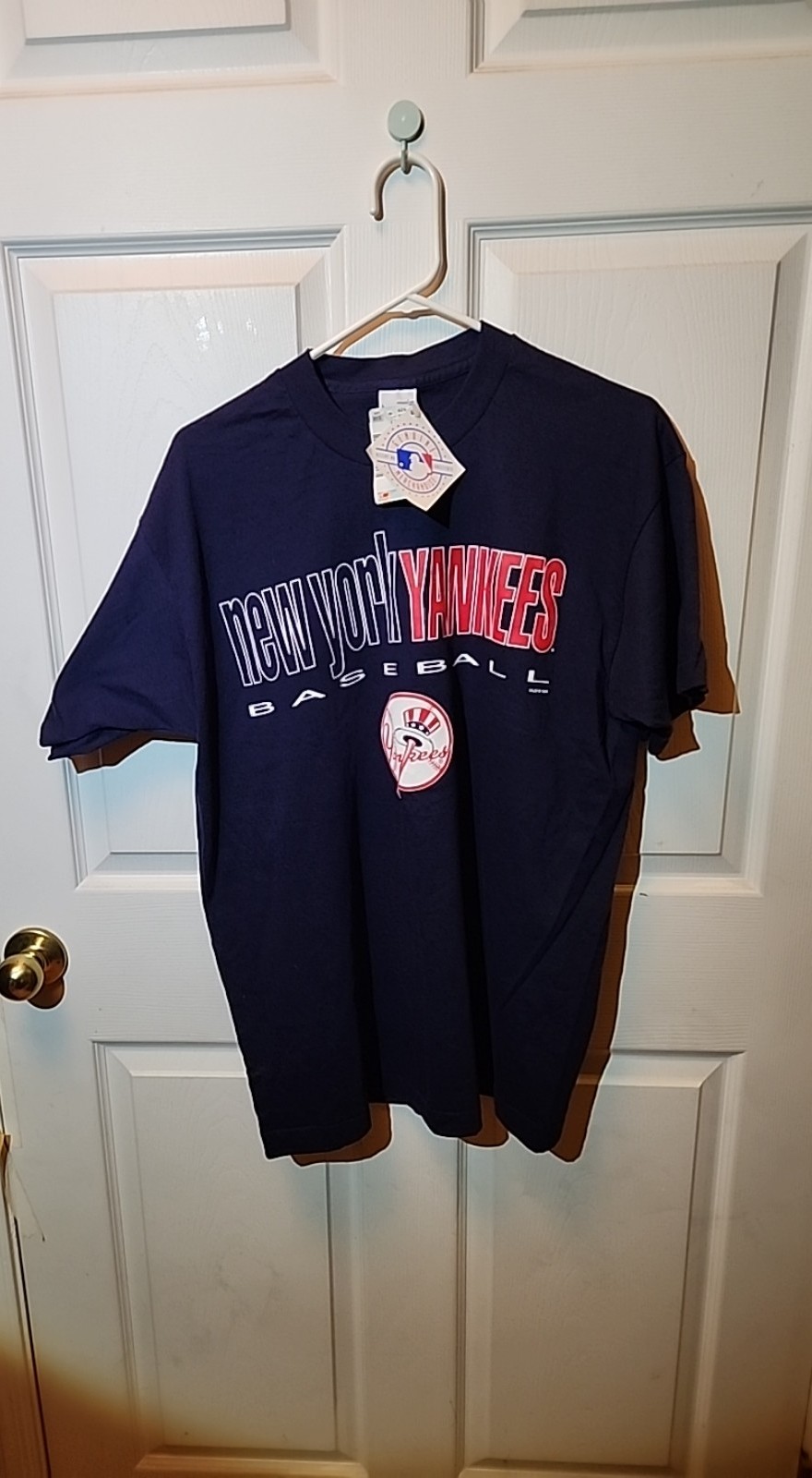 Genuine Unworn  1994 NY Yankees T-shirt Officially Licensed MLB W/ TAGS Adult L