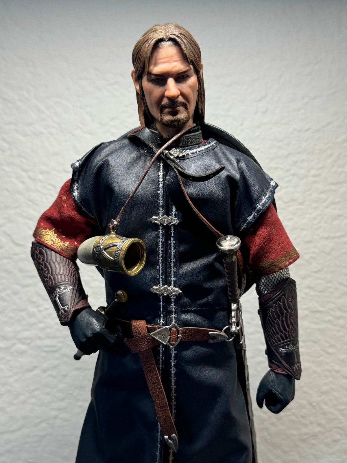 1/6 scale Boromir Lord of the Rings.