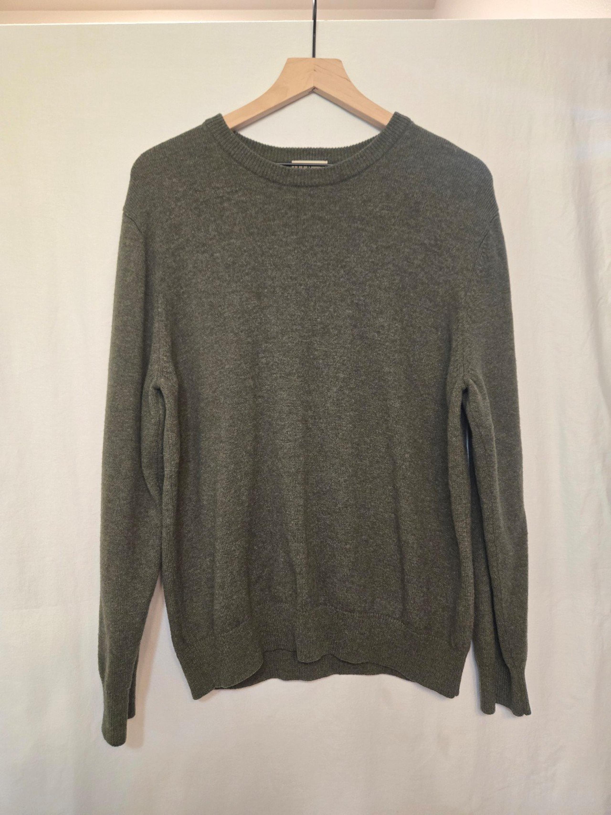 LL Bean Mens 100% Lambs Wool C Olive Green Sweater Crewneck Pullover Size L