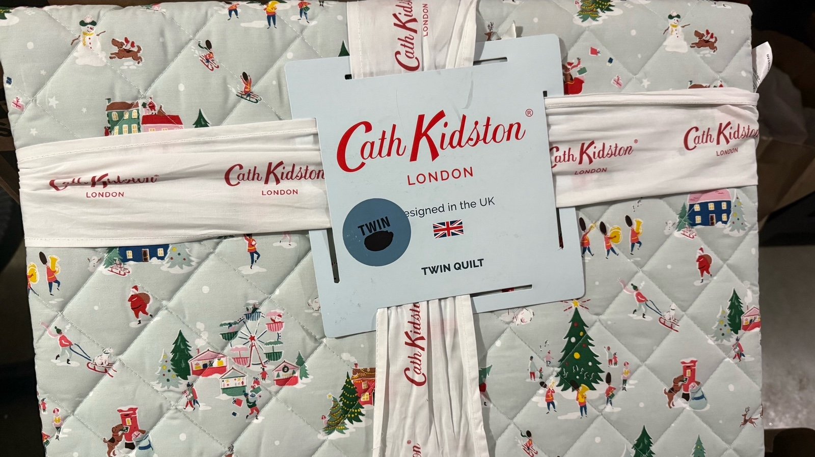 Cath Kidston Twin size Quilt village ice skating