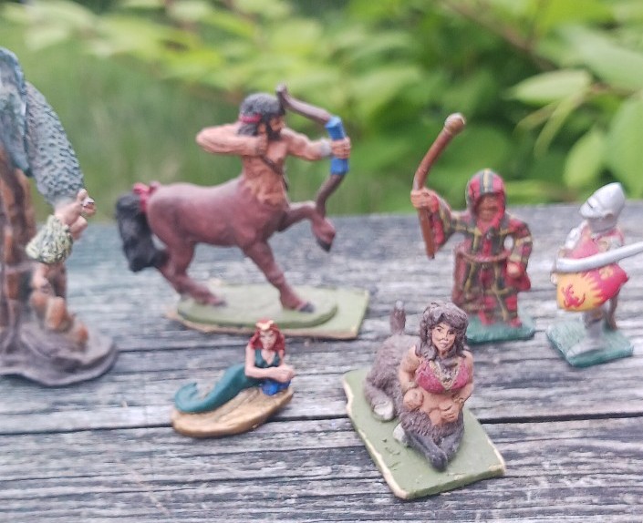 Dungeons and Dragons figurine lot