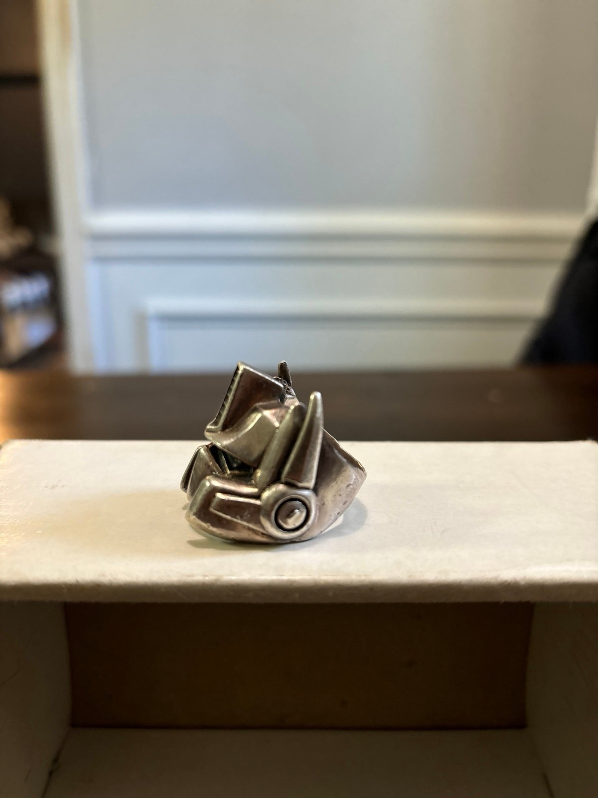 Han Cholo Optimus prime ring - detail