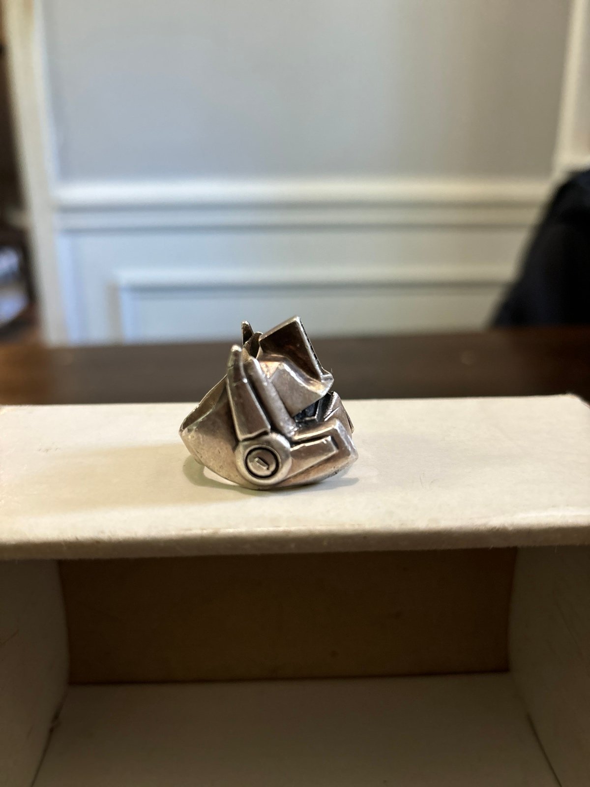 Han Cholo Optimus prime ring - detail