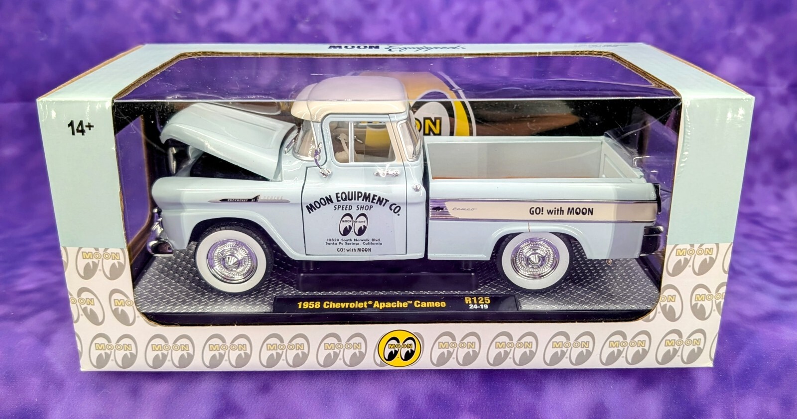 Moon Eyes 1/24 1958 Chevrolet Apache Cameo Truck 1/24 Scale R125 24-19