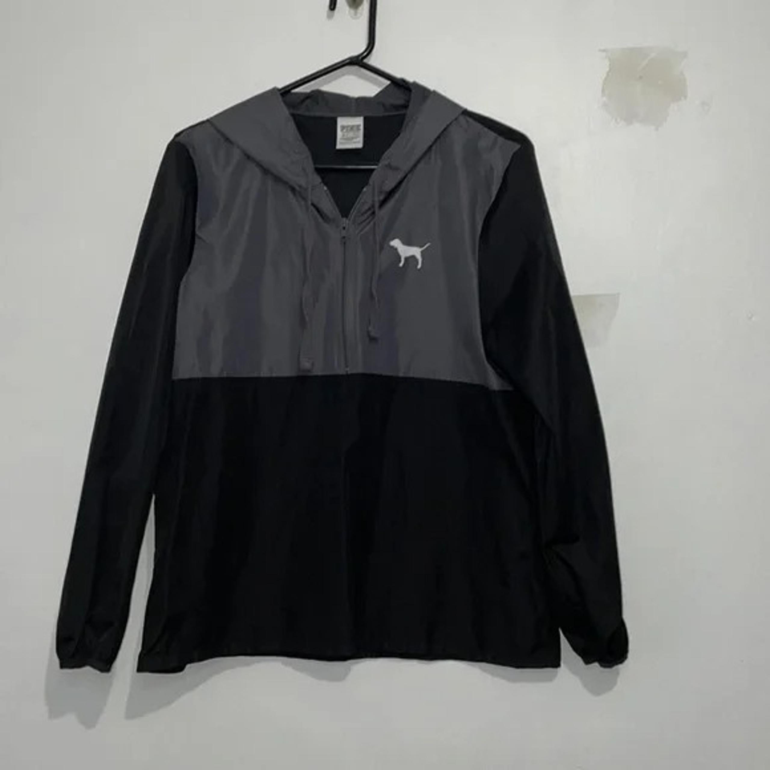 Size XS Women’s PINK Victoria’s Secret Grey Black Windbreaker