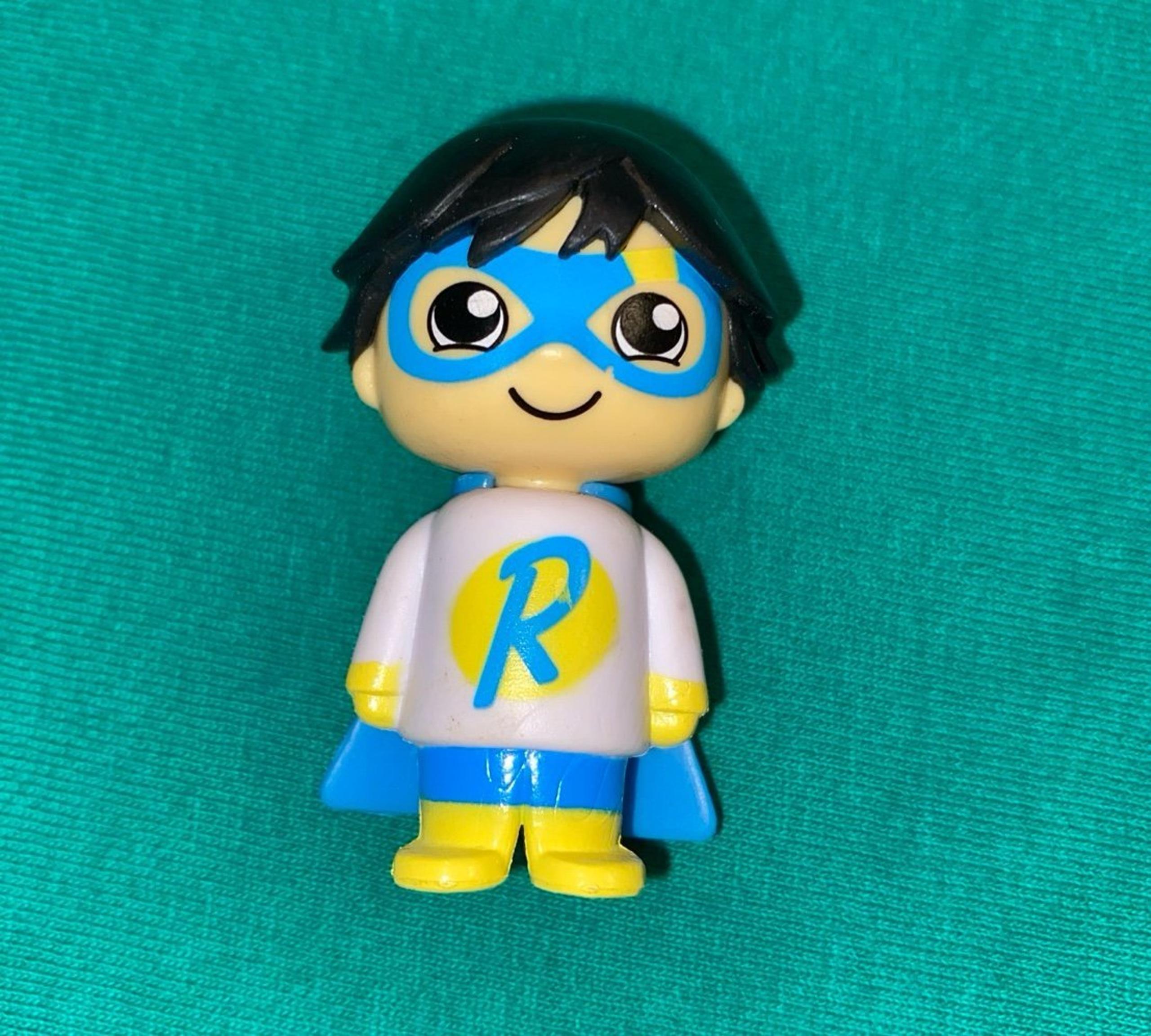 Ryan’s World Mystery Microverse “Blue Titian Ryan