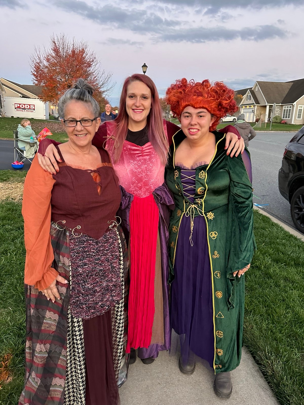 costumes women