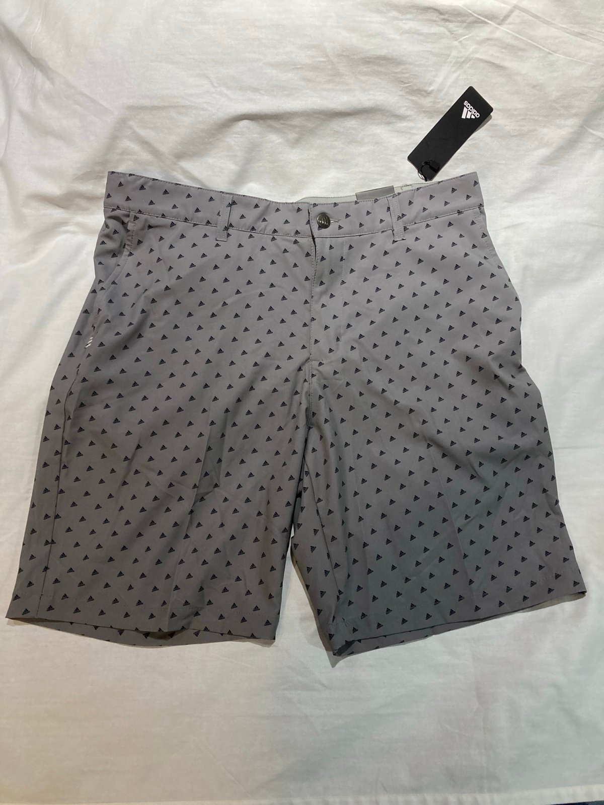 Men’s Adidas Ultimate 365 Golf Shorts! Size 34, NWT! 70.00!
