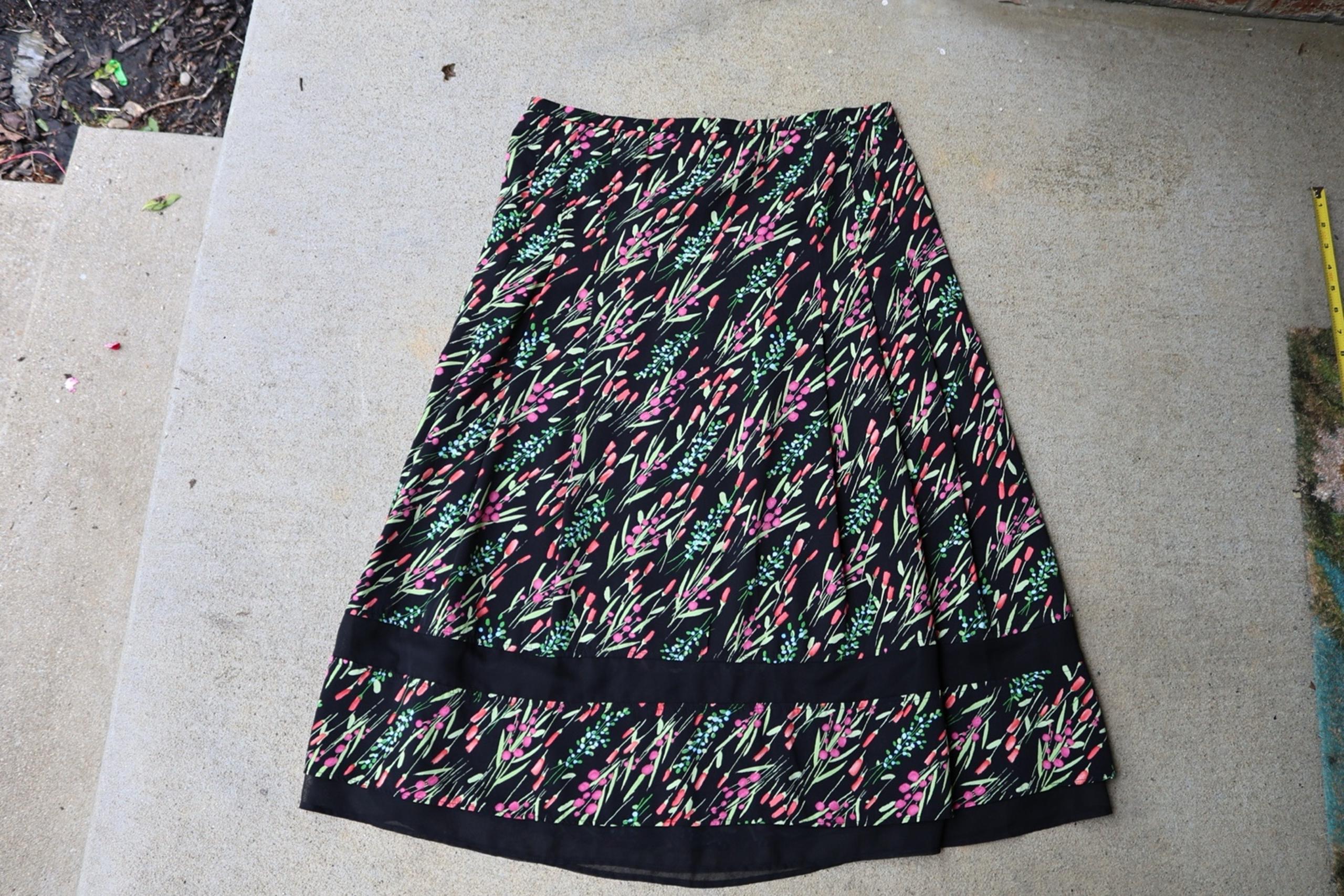 Requirements size 12 a-line pleated floral skirt black pink green