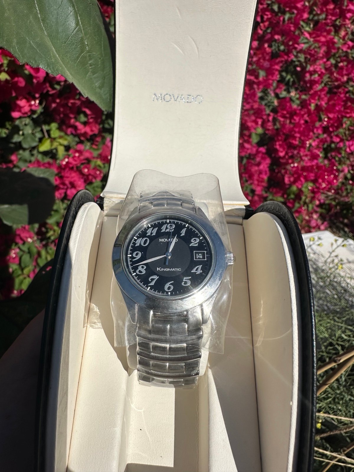 Contemporary Movado NIB Stainless Steel Mens Watch