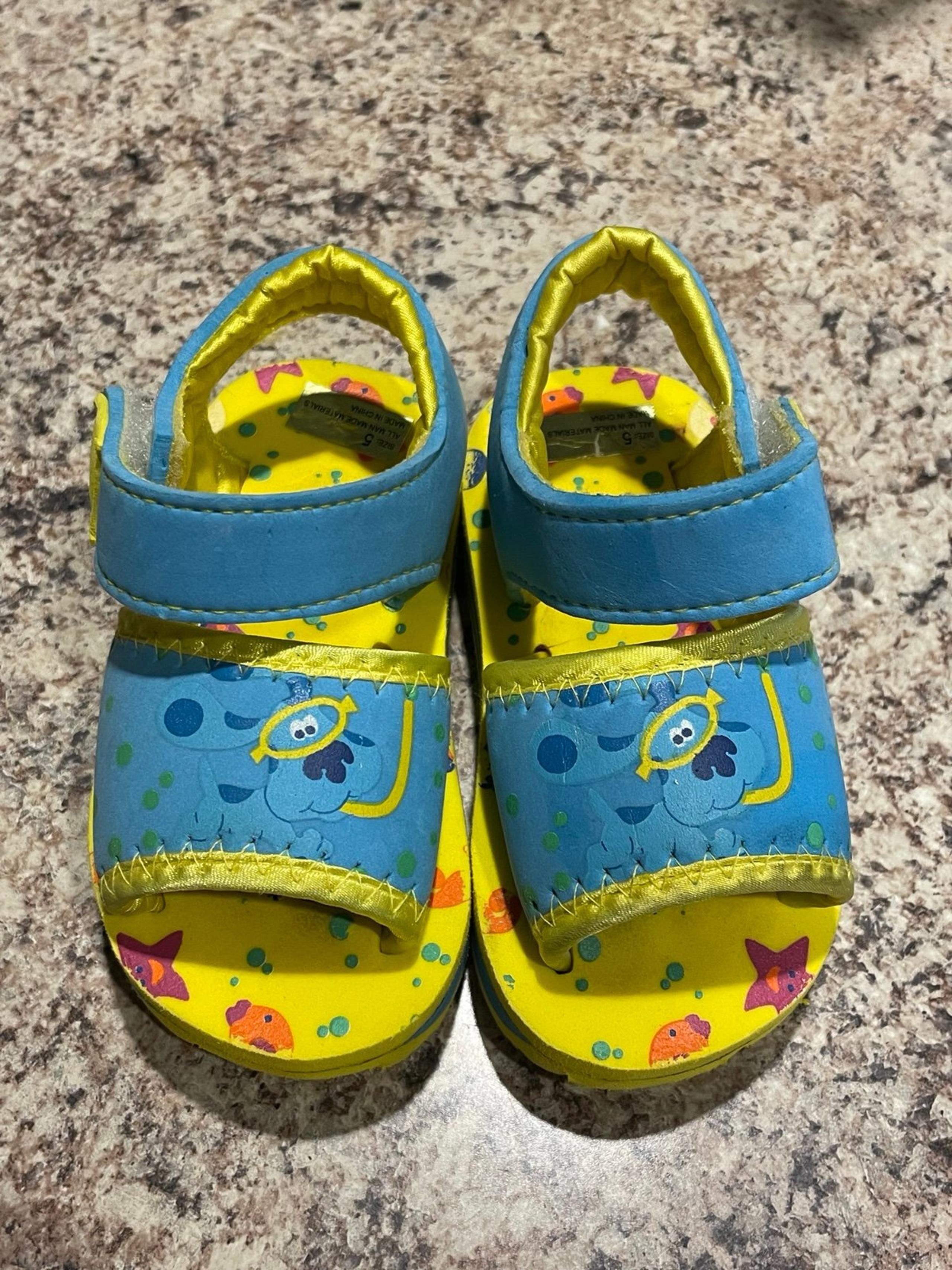 Vintage Blues Clues Sandals