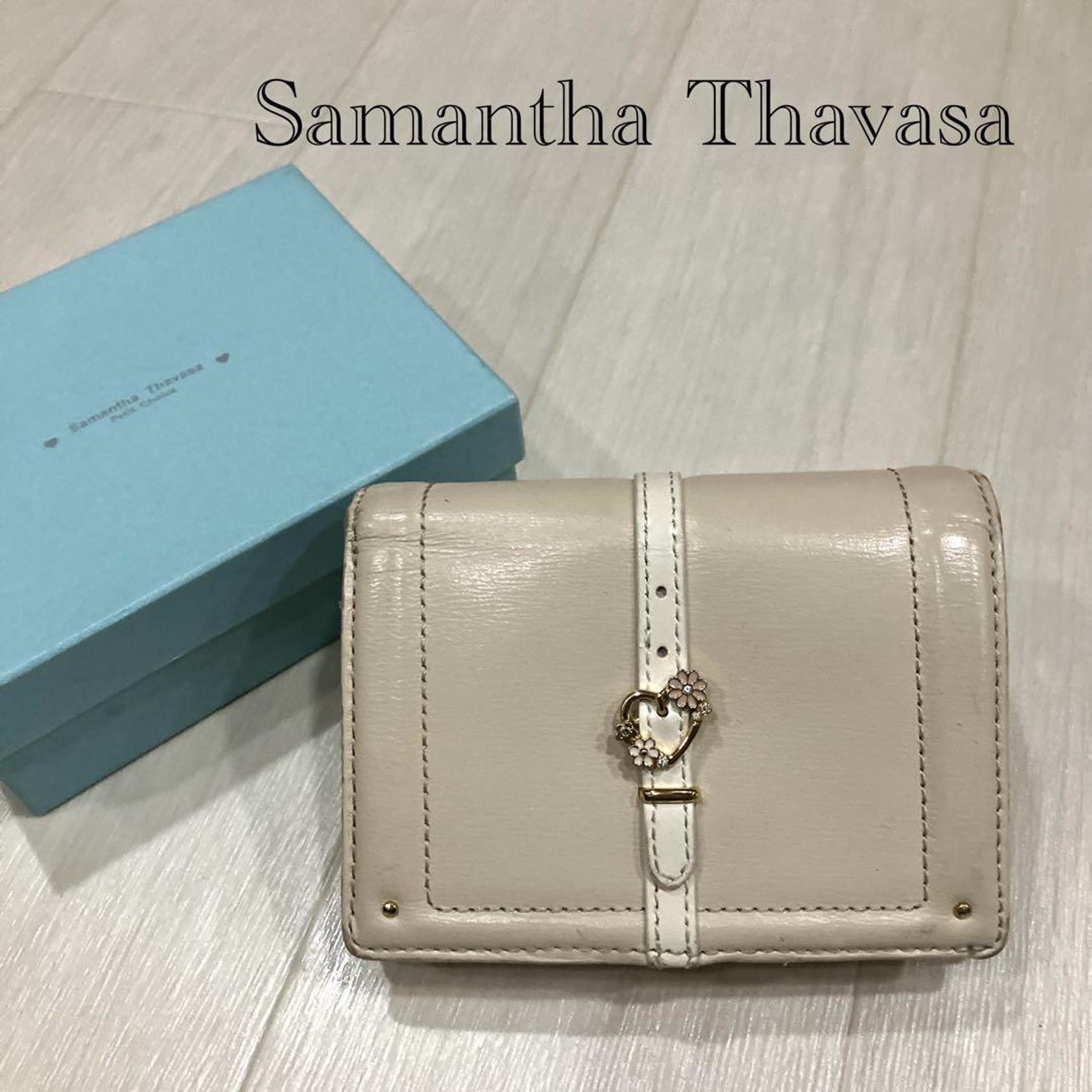 ◇ Samantha Thavasa Bi-fold Wallet