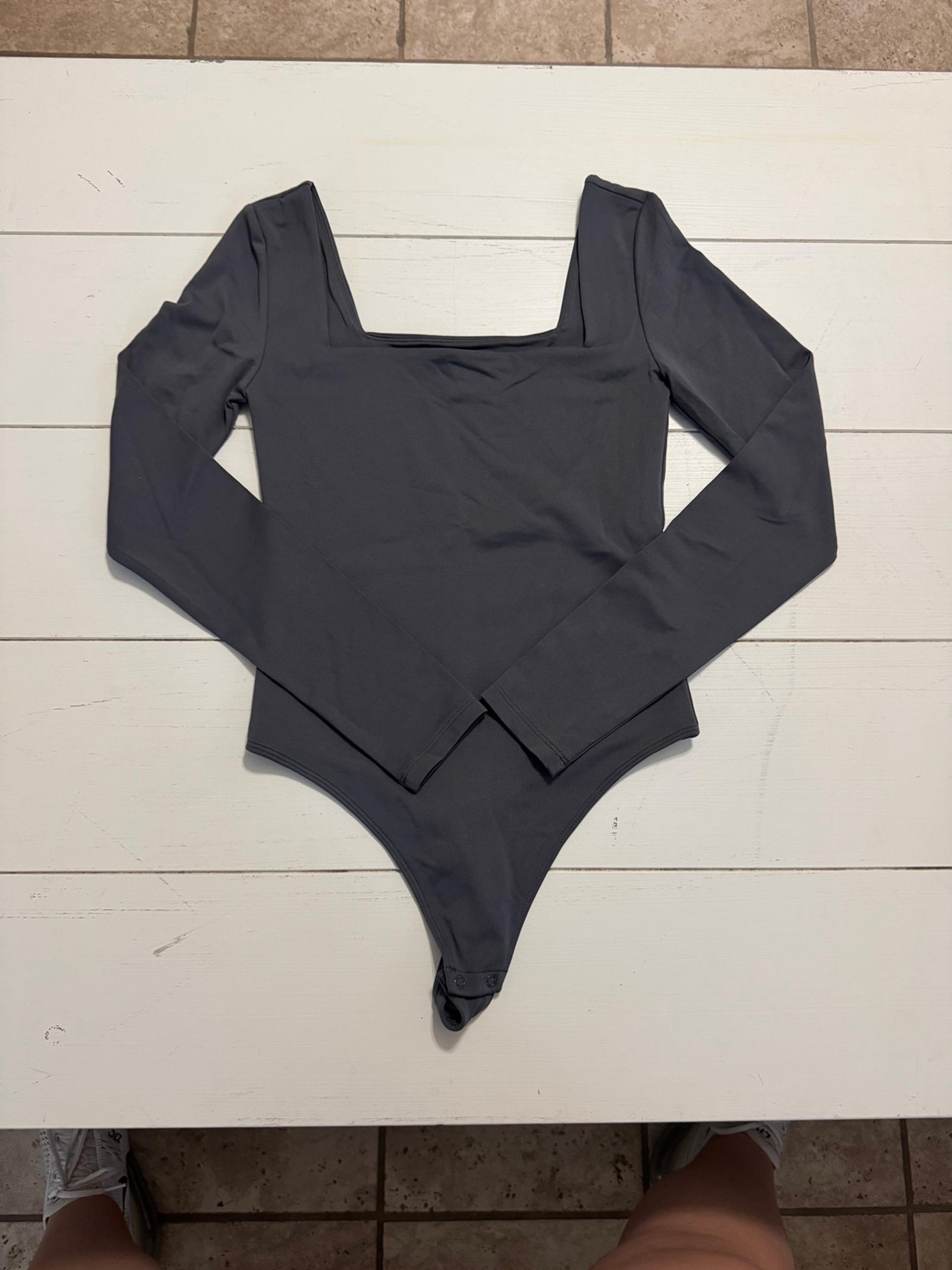 Babaton Squareneck Bodysuite