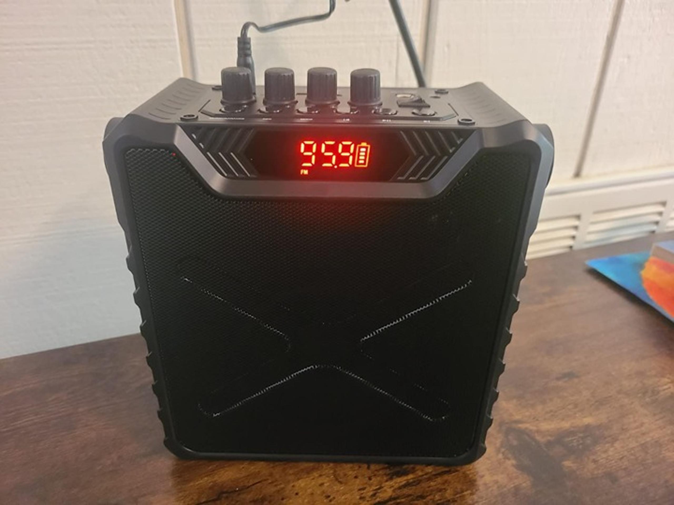 NEW 6000mAh Portable Microphone Speaker Set
