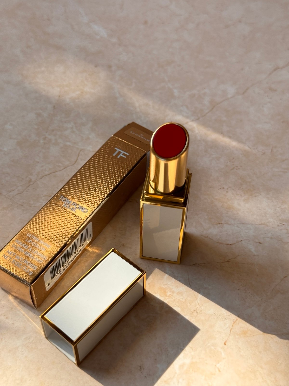TOM FORD Ultra Shine Lip Color Color: Ile D'Amour