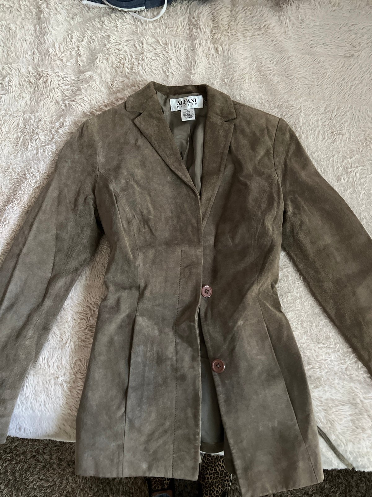 Women’s leather jacket