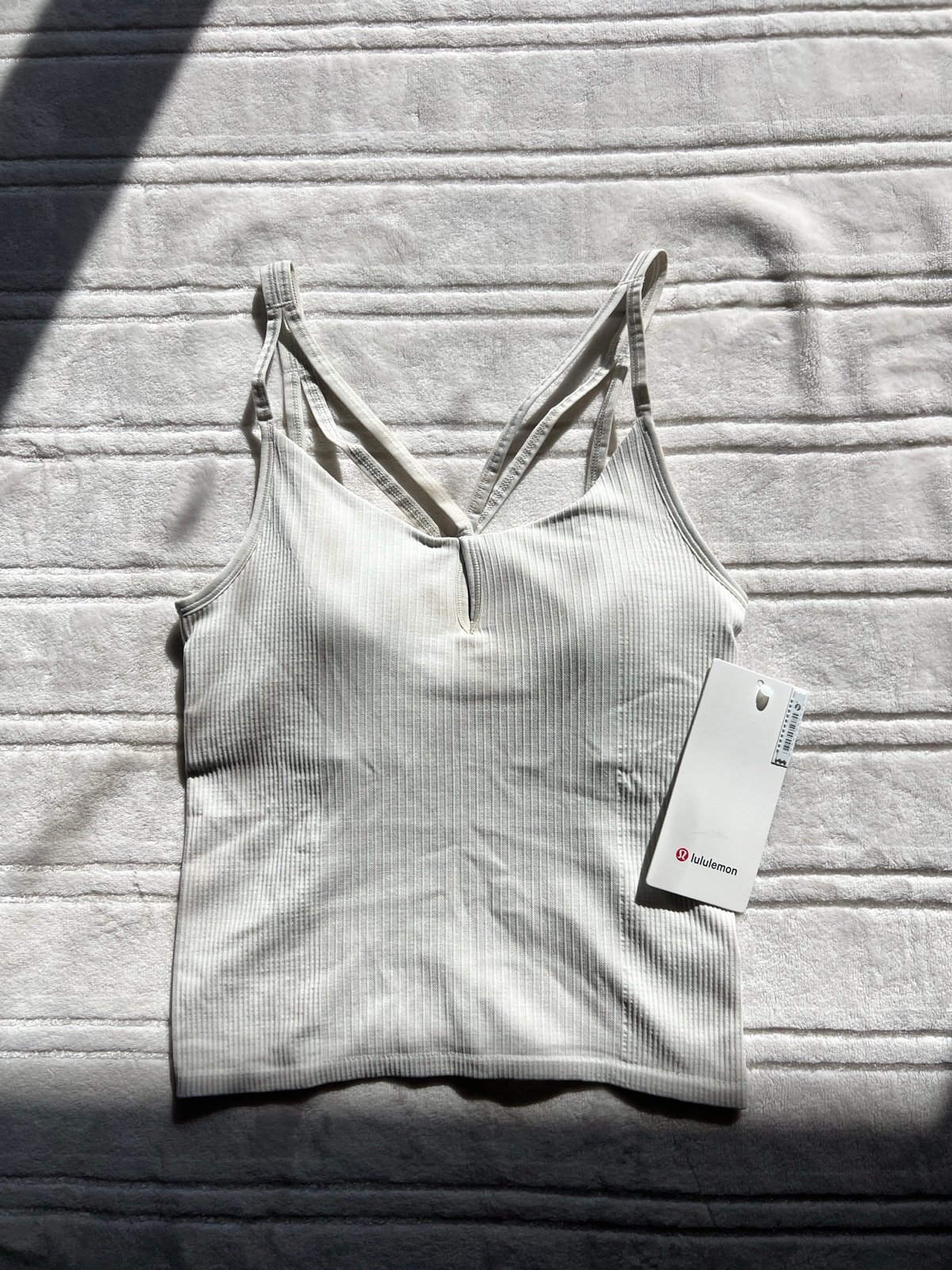 Lululemon Ebb to Street Strappy Cropped Tank B/C