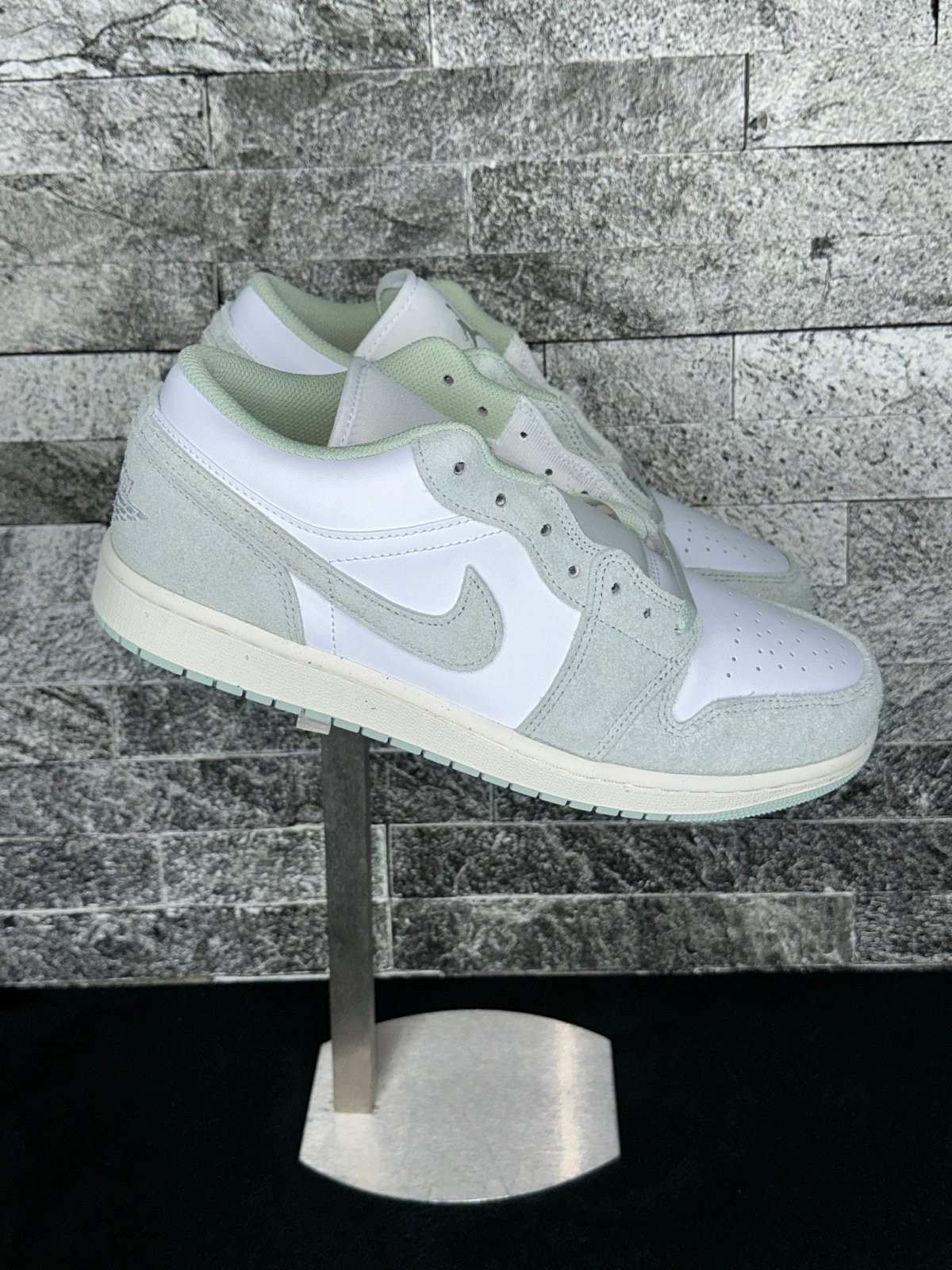 Jordan 1 Low SE Seafoam NEW M10