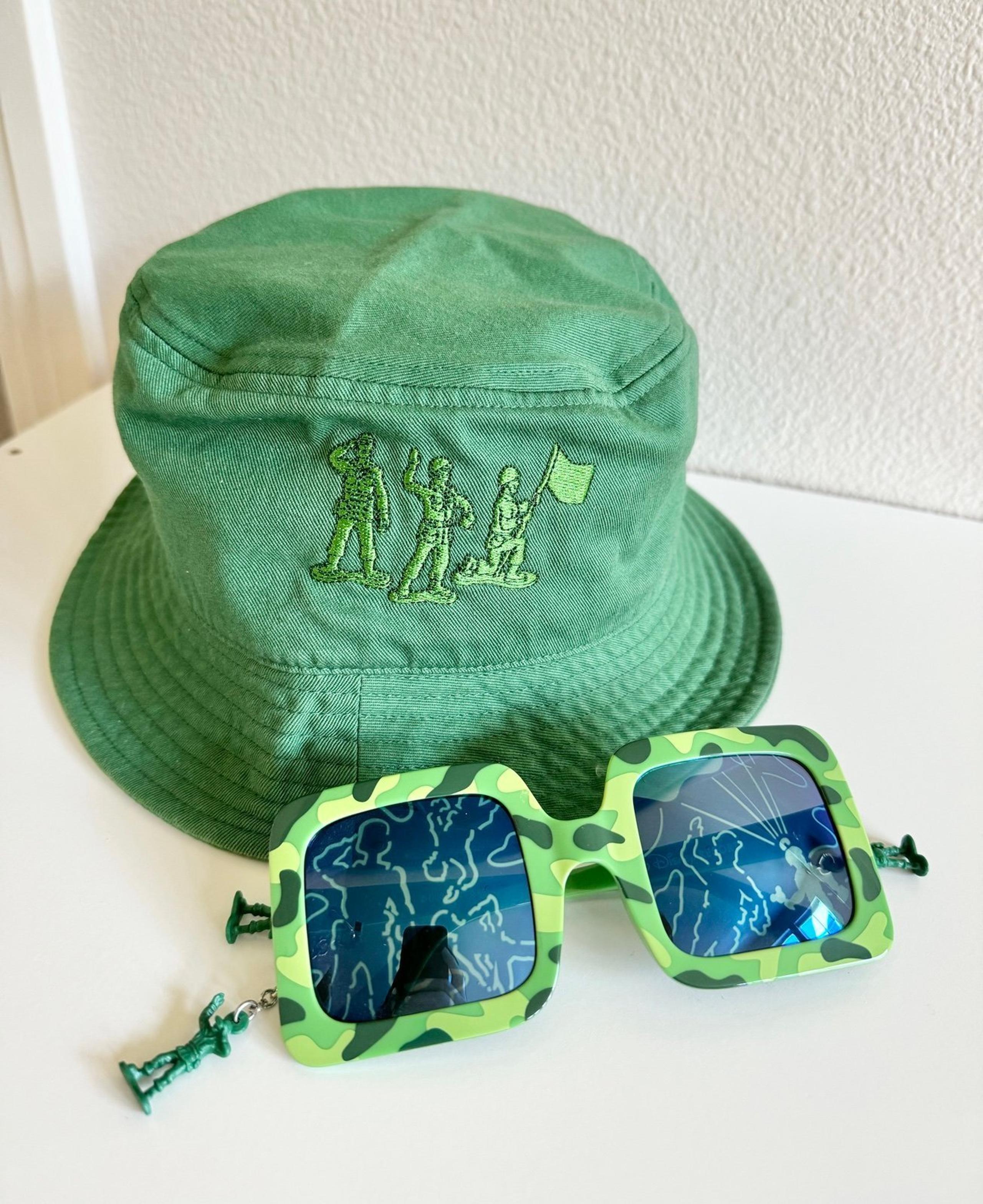 Tokyo Disney resort Pixar Toy Story Green Army men hat and sunglasses