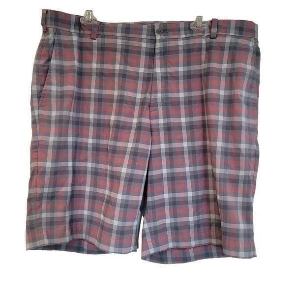 Nike Golf Men's Dri-Fit Gray/Red Poly/Spandex Shorts