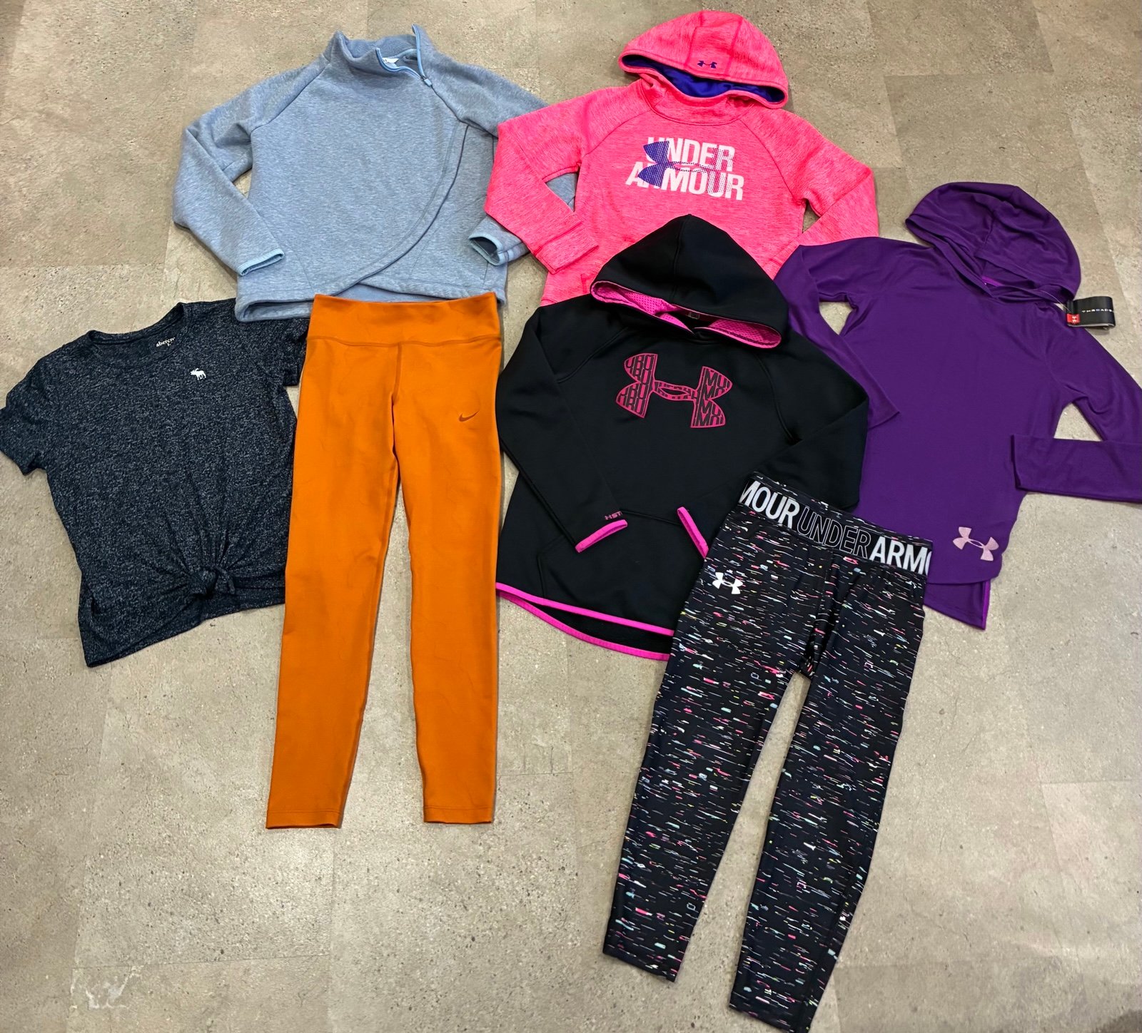 Girls NIKE/UNDER ARMOUR/ABERCROMBIE/ATHLETA GIRL Clothes, sz Medium…..1 NWT