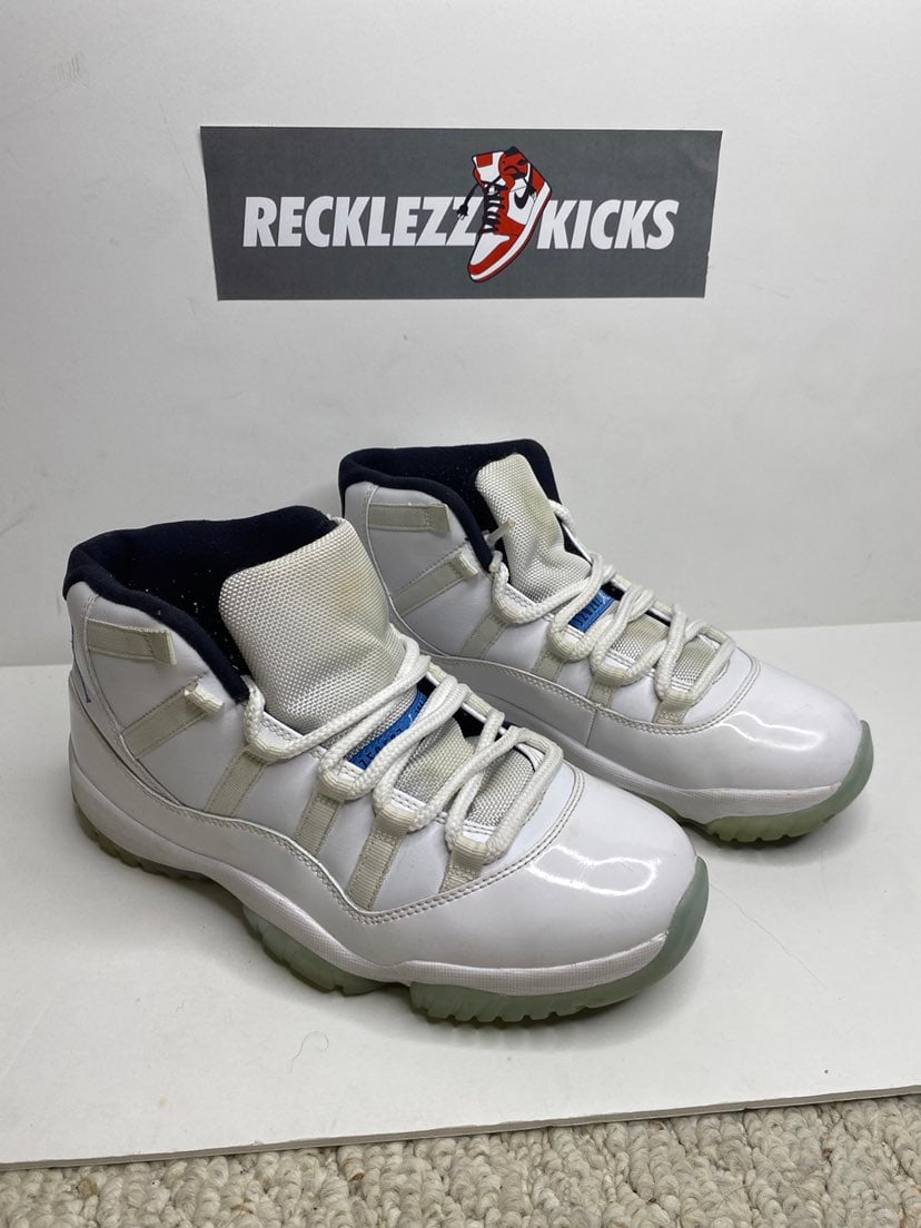 Jordan 11 legend blue high size 8.5