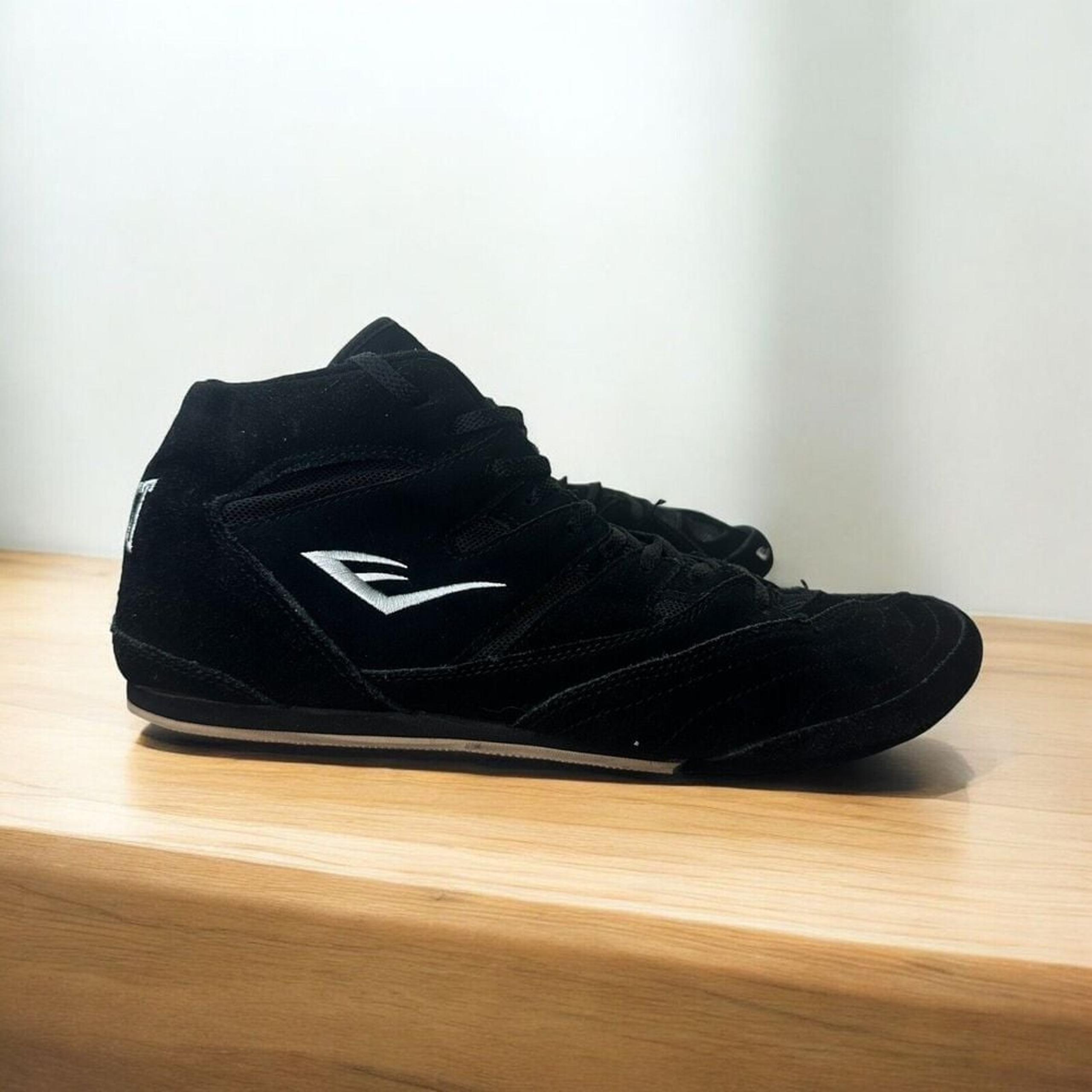 Everlast Boxing Shoes Mens 12.5  Trainer Black Suede Mid 8000 MMA Wrestling