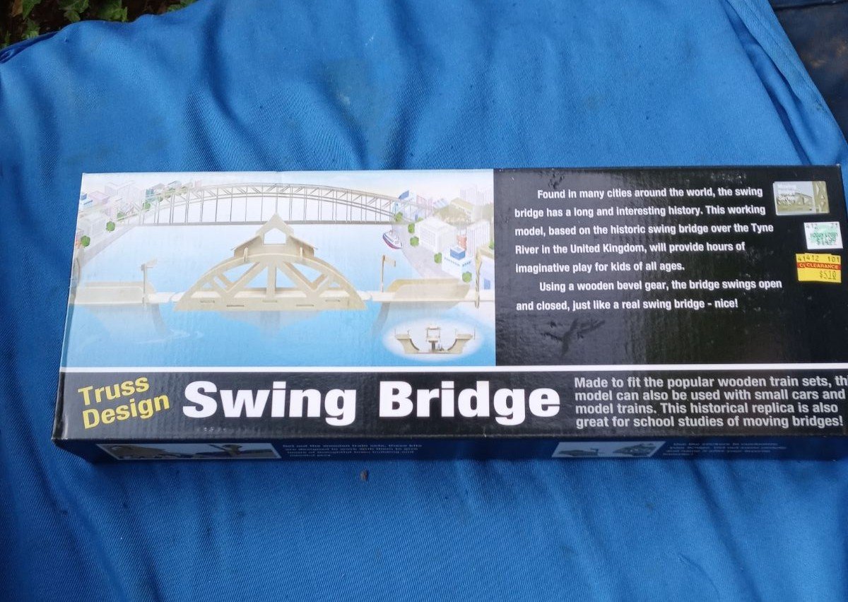 TRUSS DESIGN NEW UNOPENED