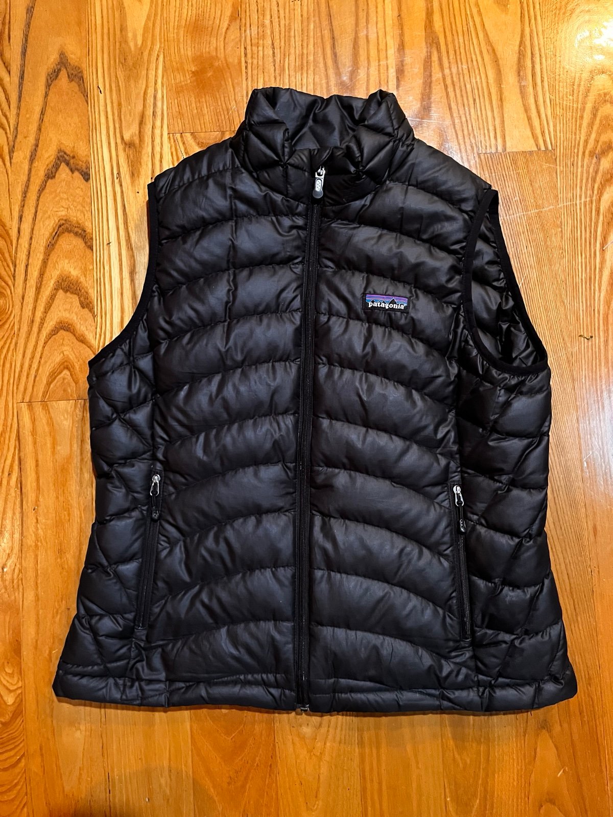 patagonia puffer vest womens medium black