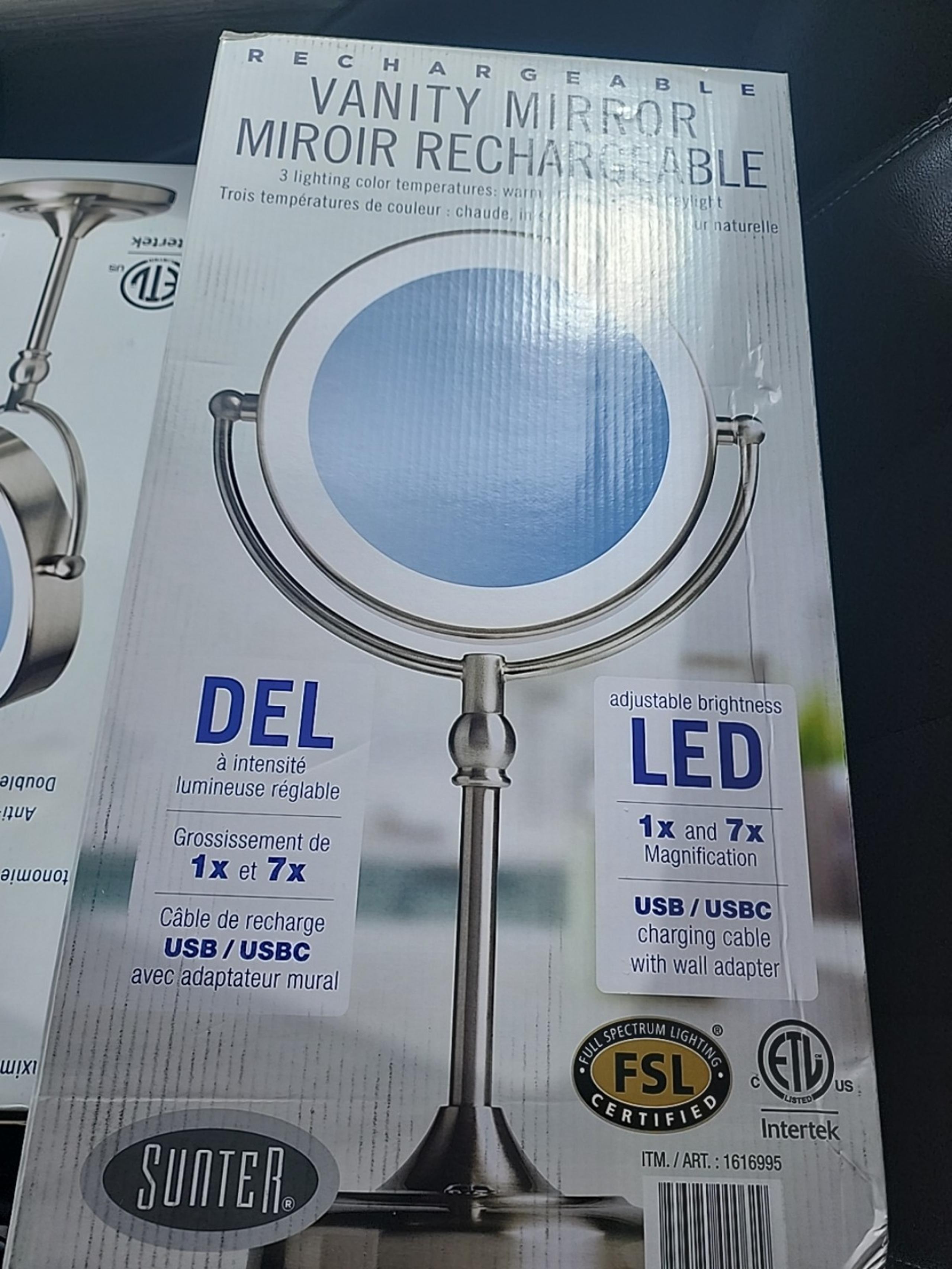 Sunter rechargeable led 1x/ 7x vanity mirror.