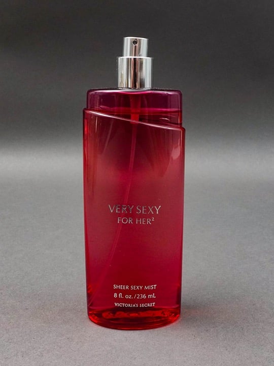 Victoria's Secret Very Sexy For Her2 Sheer Sexy Mist 8 oz / 236 ml (95% Full)