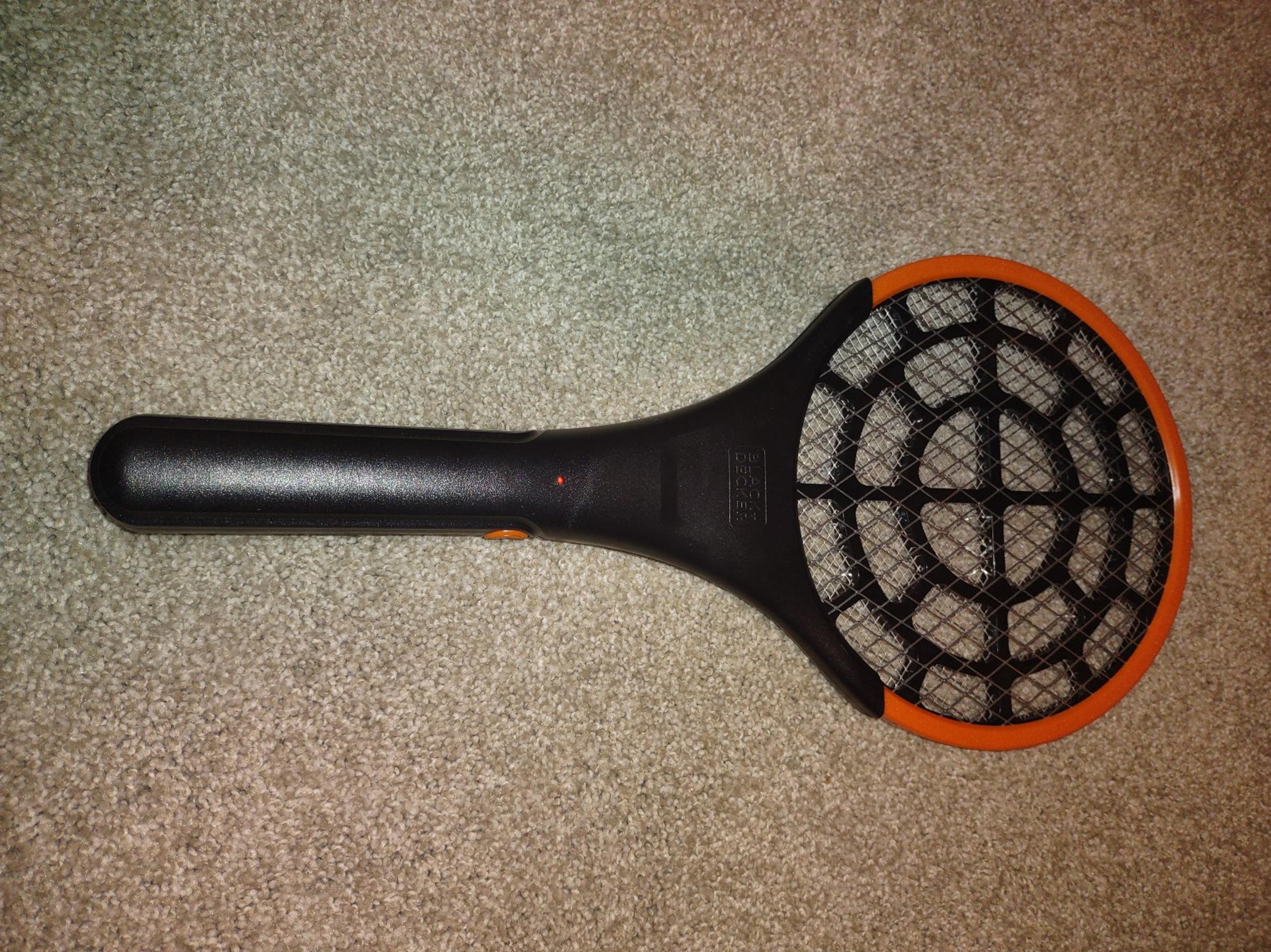 Black + Decker Electric Fly Swatter- Fly Zapper- Bug Zapper Racket NEW
