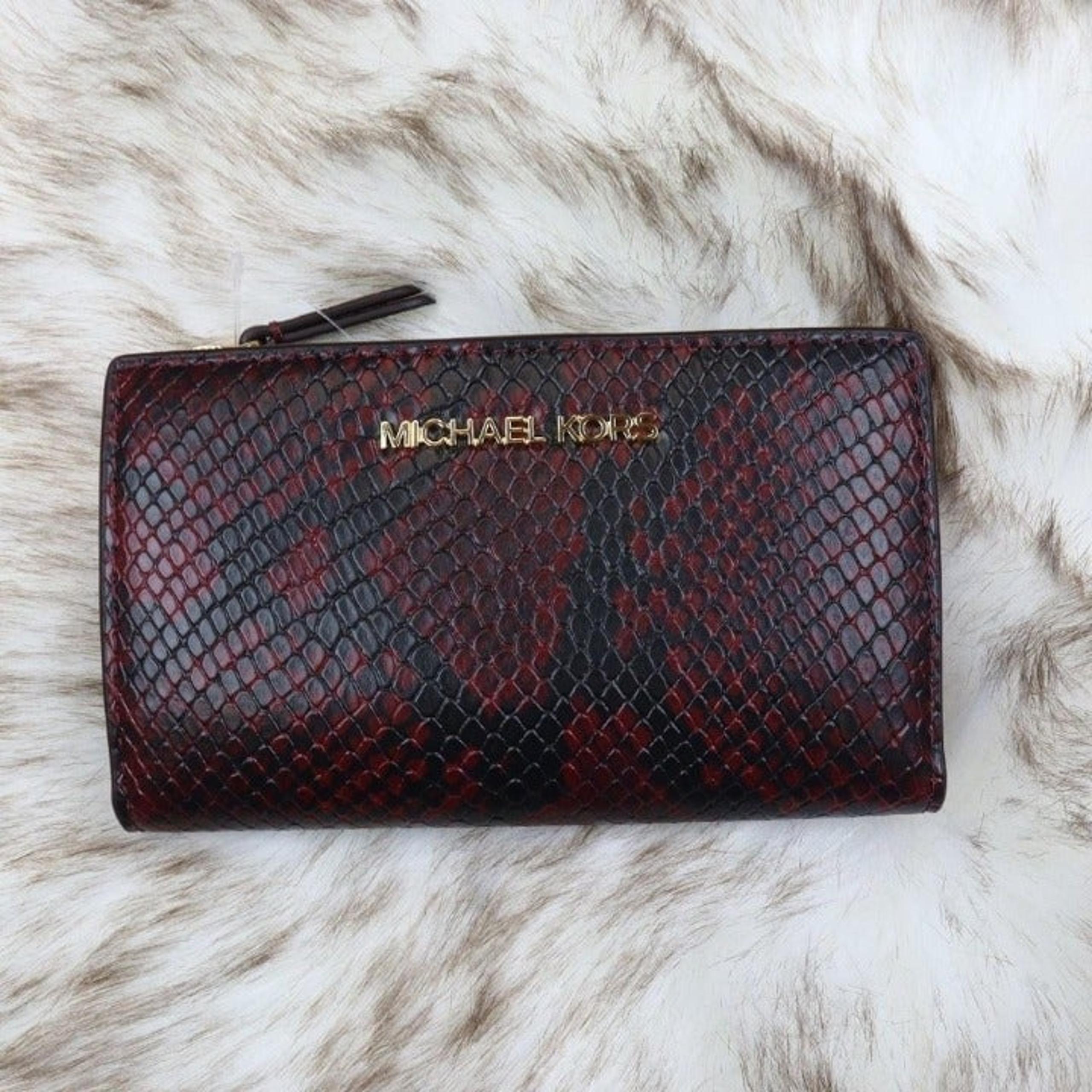 MICHAEL KORS JET SET TRAVEL SM ZIP CARD CASE 35F1GTVD1G