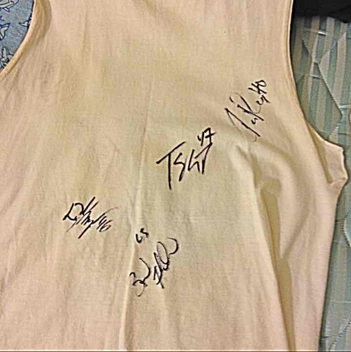 Autographed muscle tee