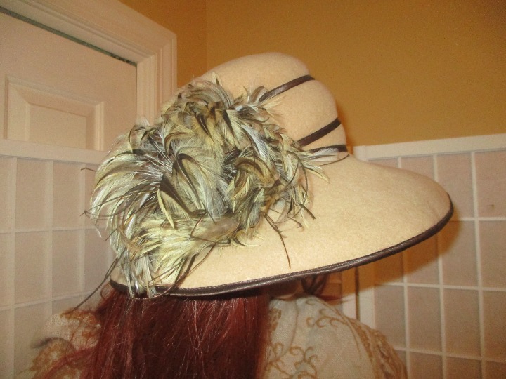 Andre vintage Canadian made felt wide brim hat
