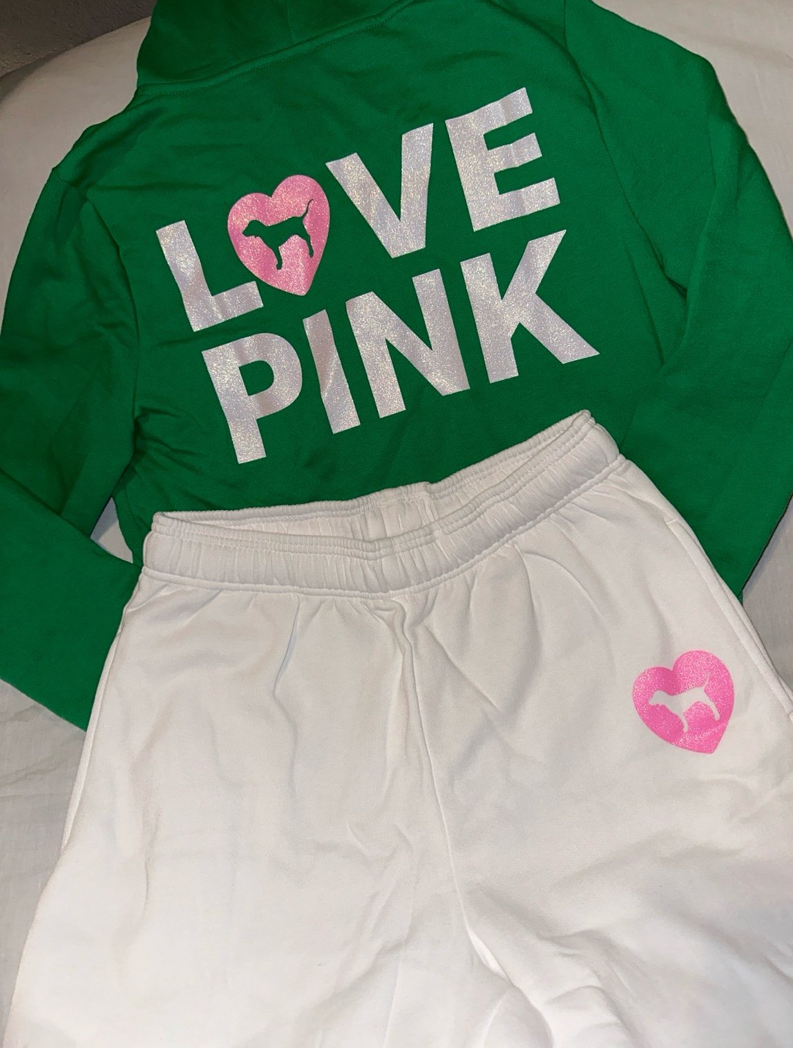 PINK M outfit