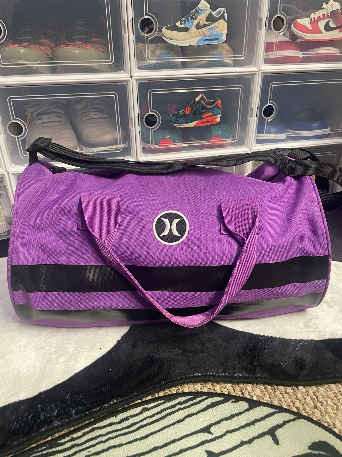Hurley duffle bag