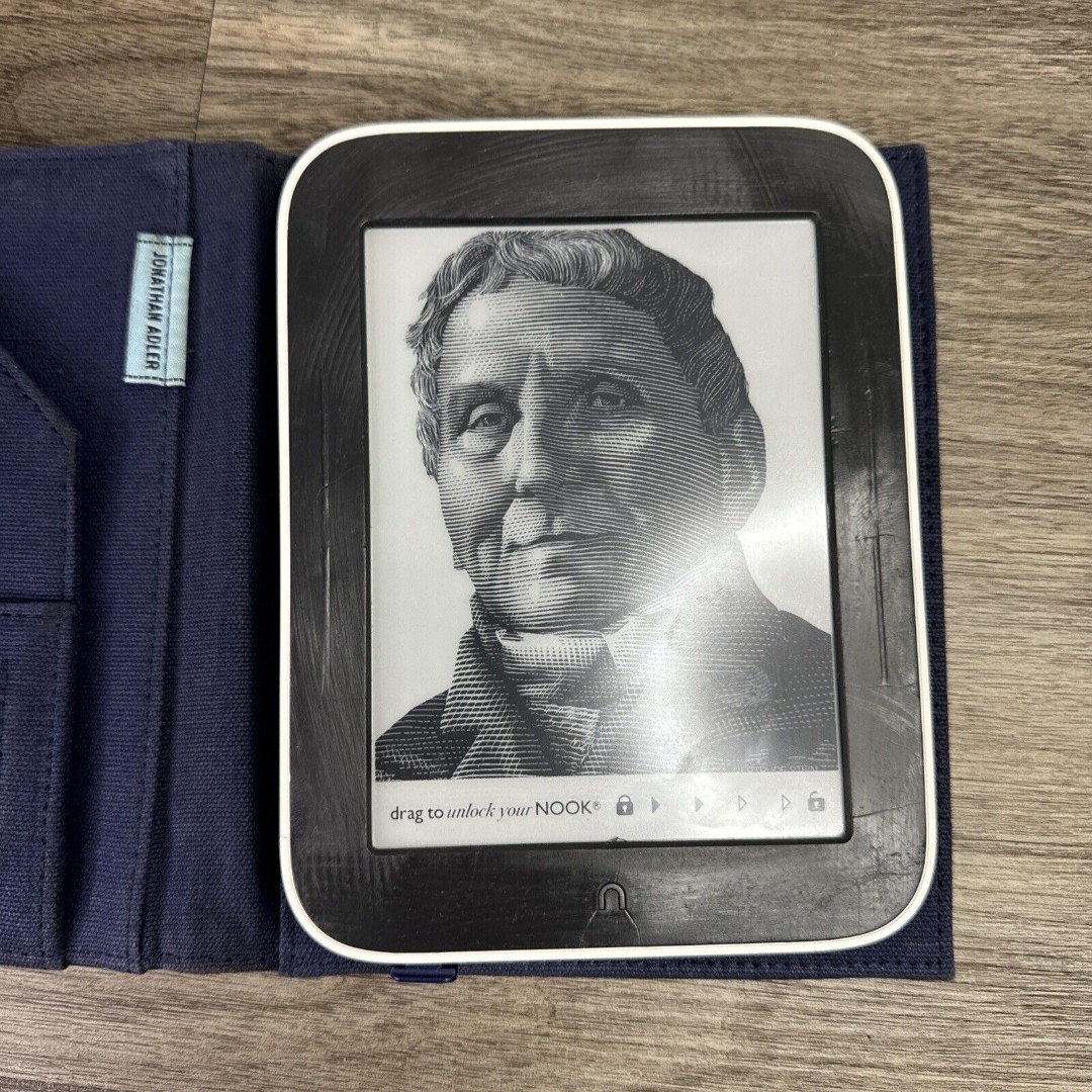Barnes & Noble Nook Reader W/ Simple Touch BNRV300 Wi-Fi 6in Black W/ White Trim