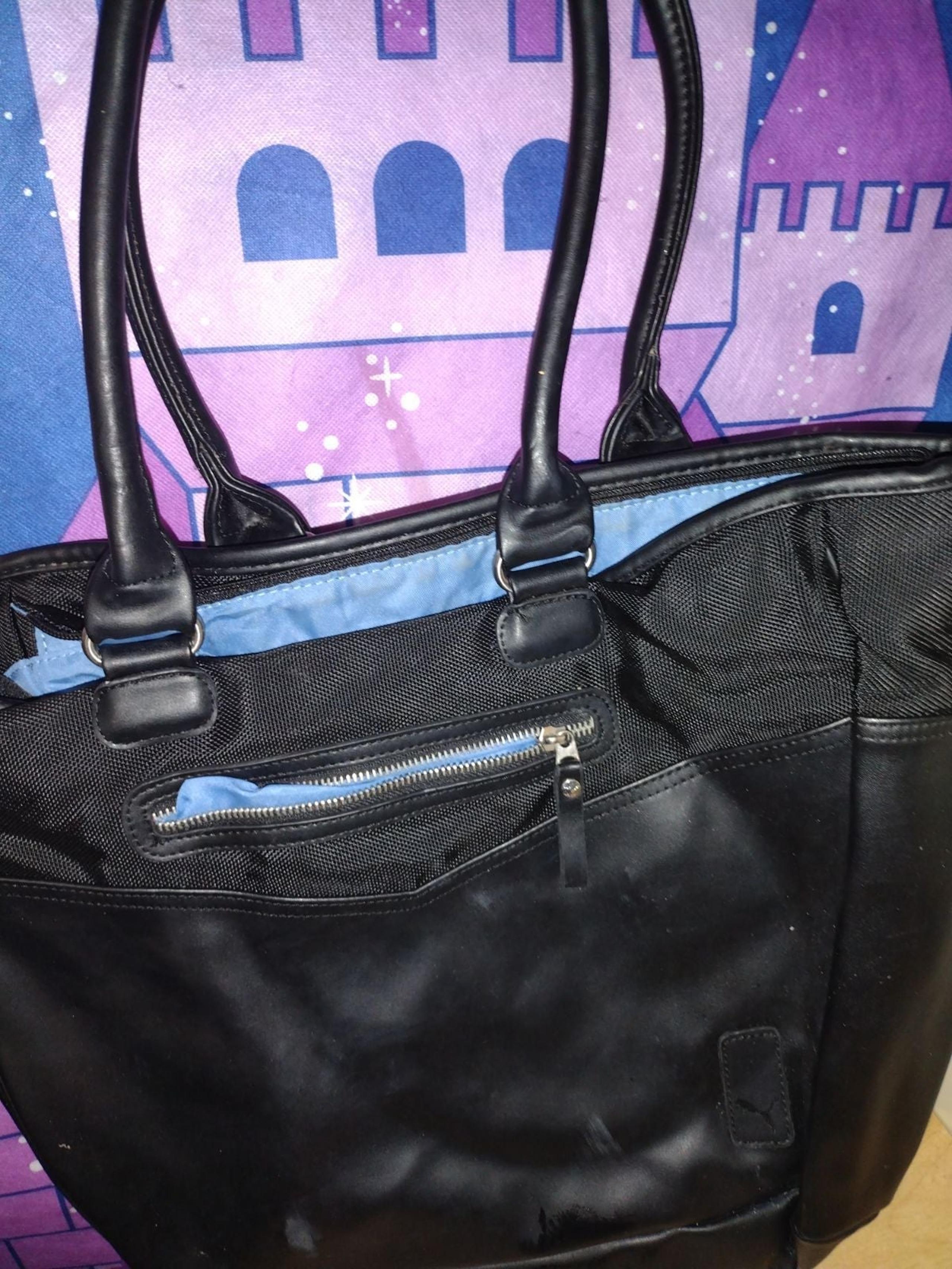 bag Puma bag shoulder women's black and blue on the inside a lot of makeup wear