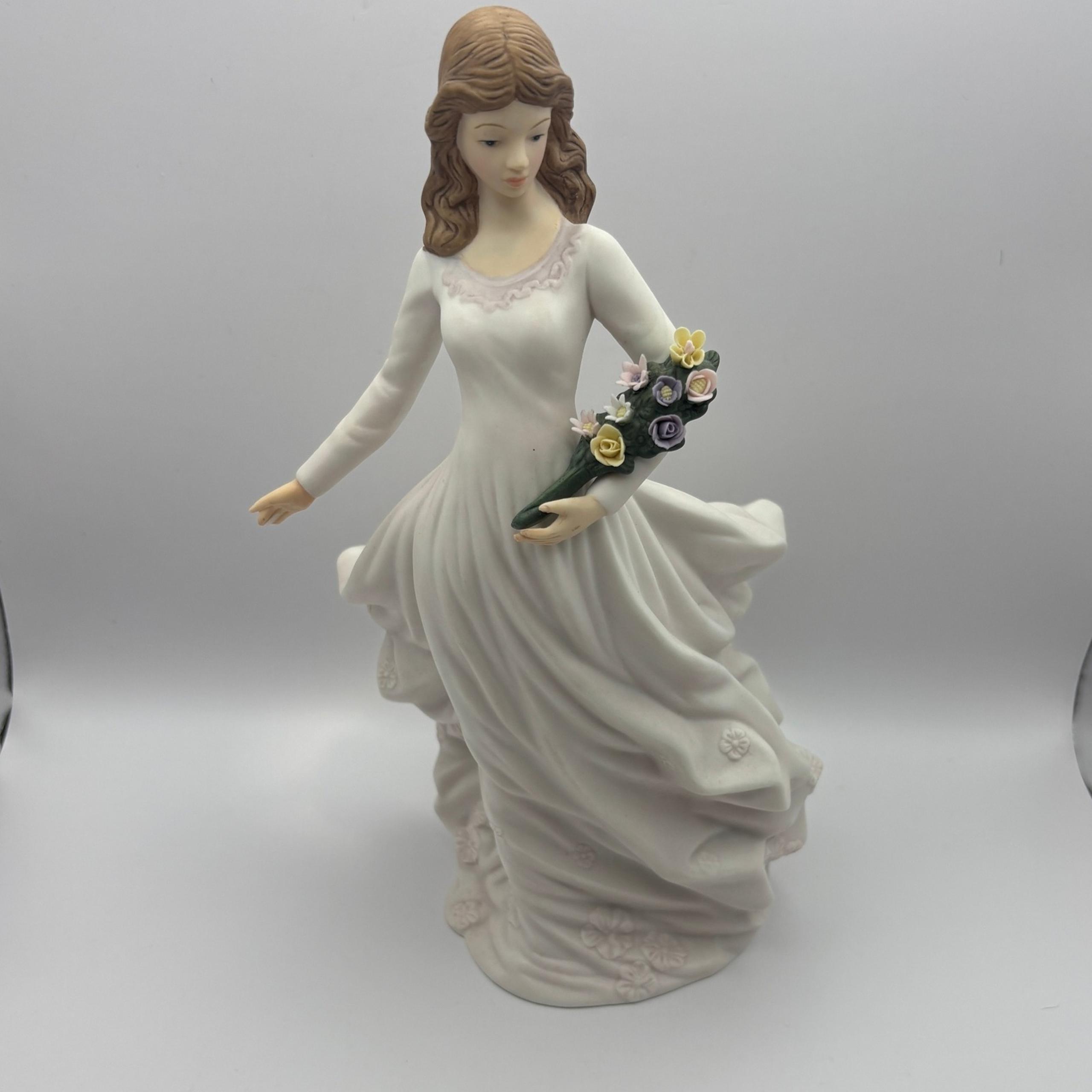 Home Interiors #11790 Daphne Figurine 2003 Decorative Collectible Wedding Gift