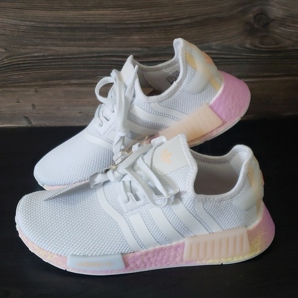 New Adidas Originals NMD R1 White Pink Sneakers