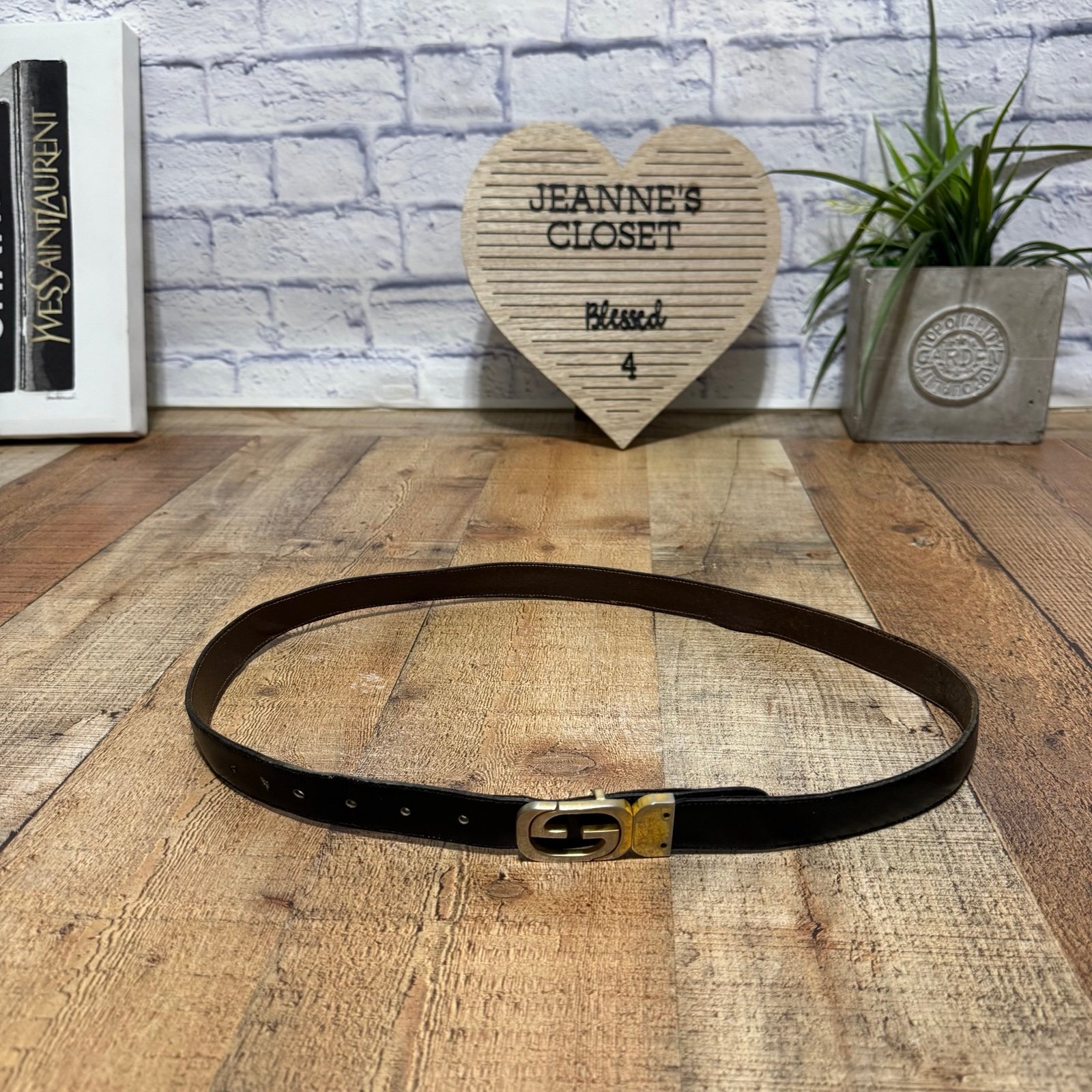 Gucci Vintage 70's Reversible Brown black Leather Belt M/L? Pre owned condition