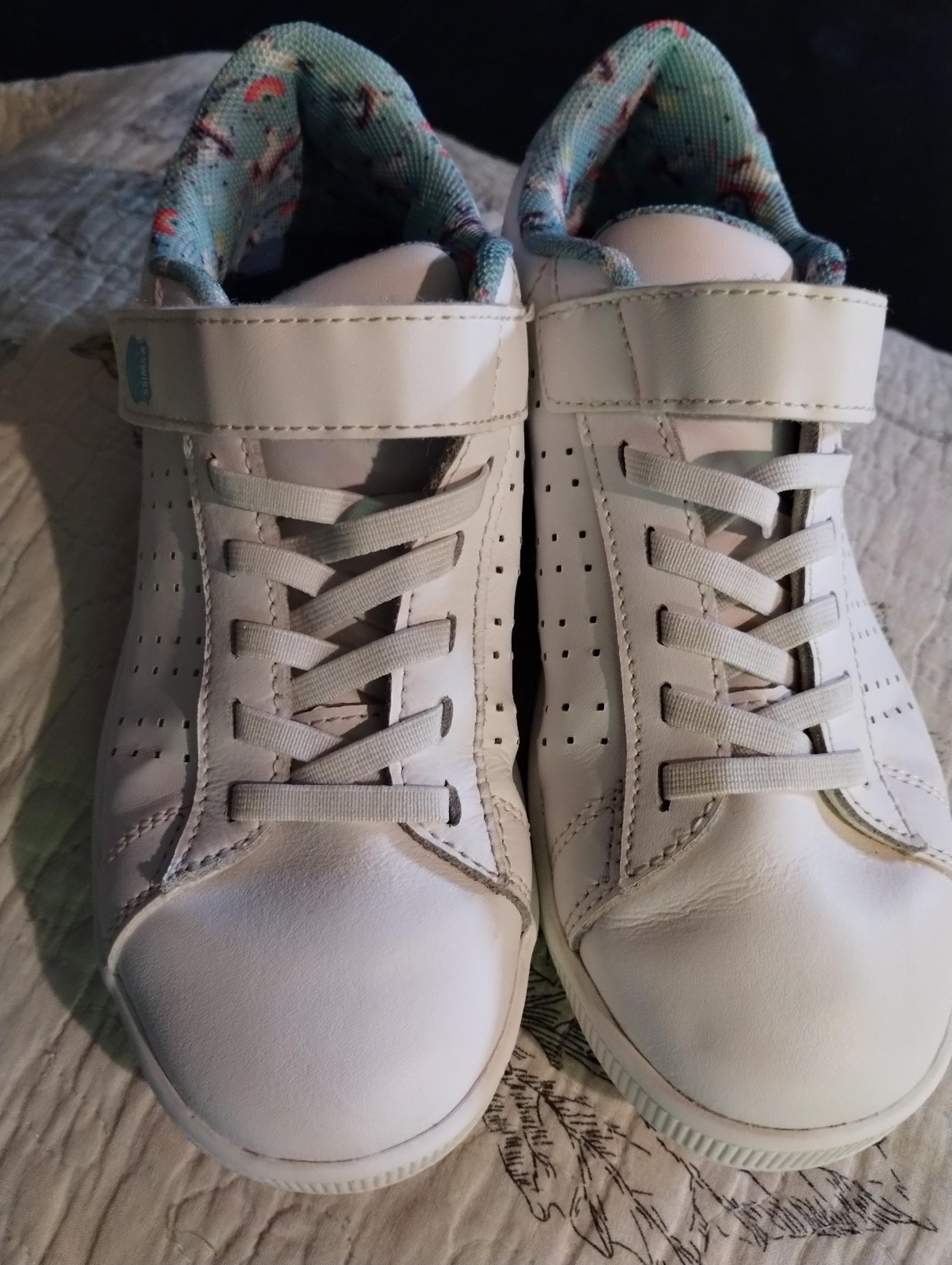 Girls KSWISS Sneakers