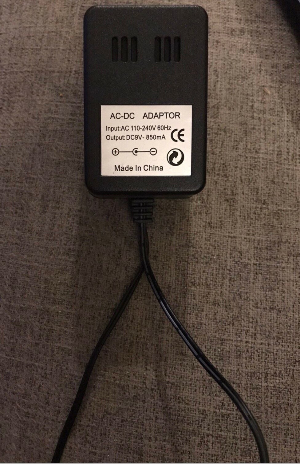 AC-DC Adaptor Input AC 110-240V 60Hz Output DC 9V - 850 mA Replacement Part Cord