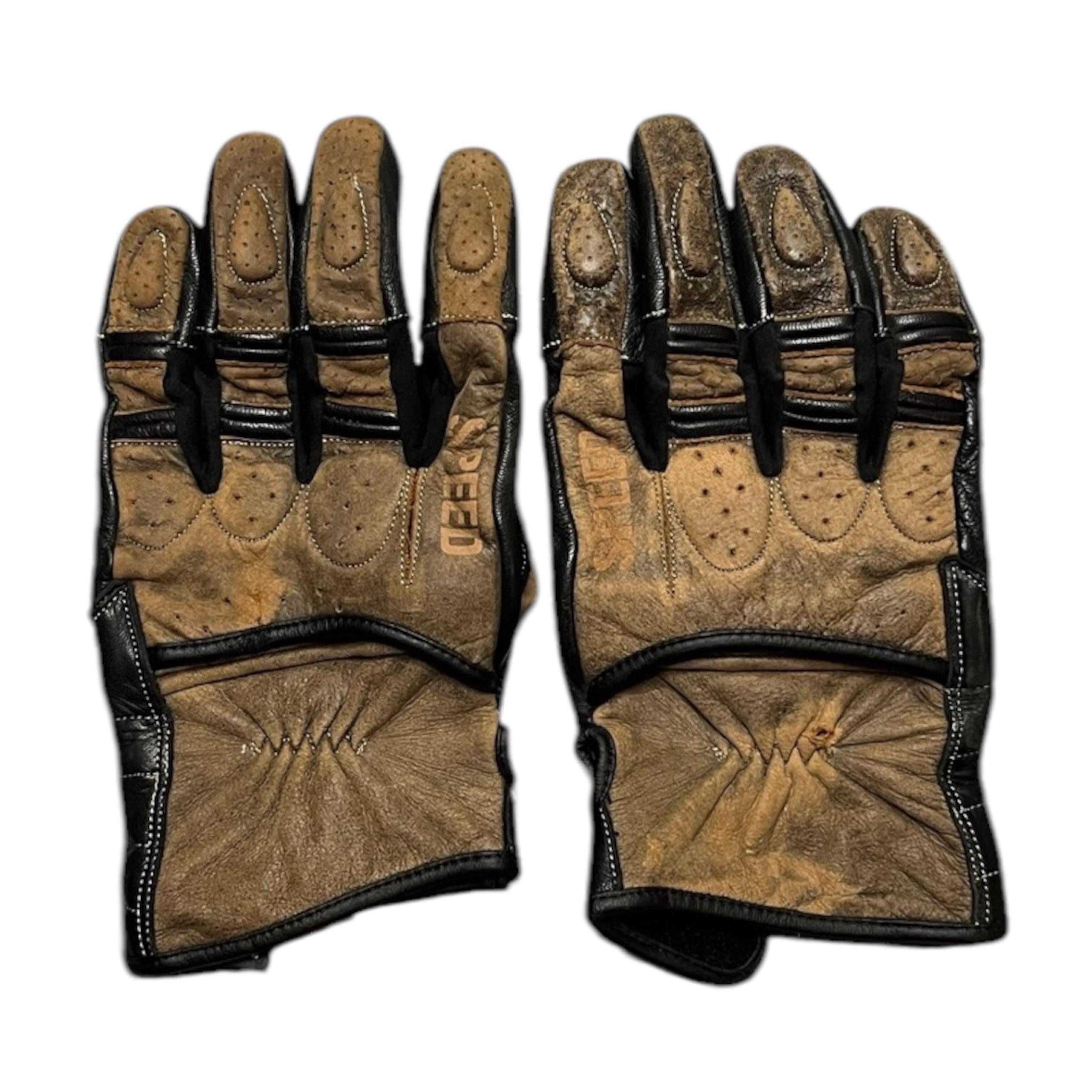 speed and strength rust and redemption gloves