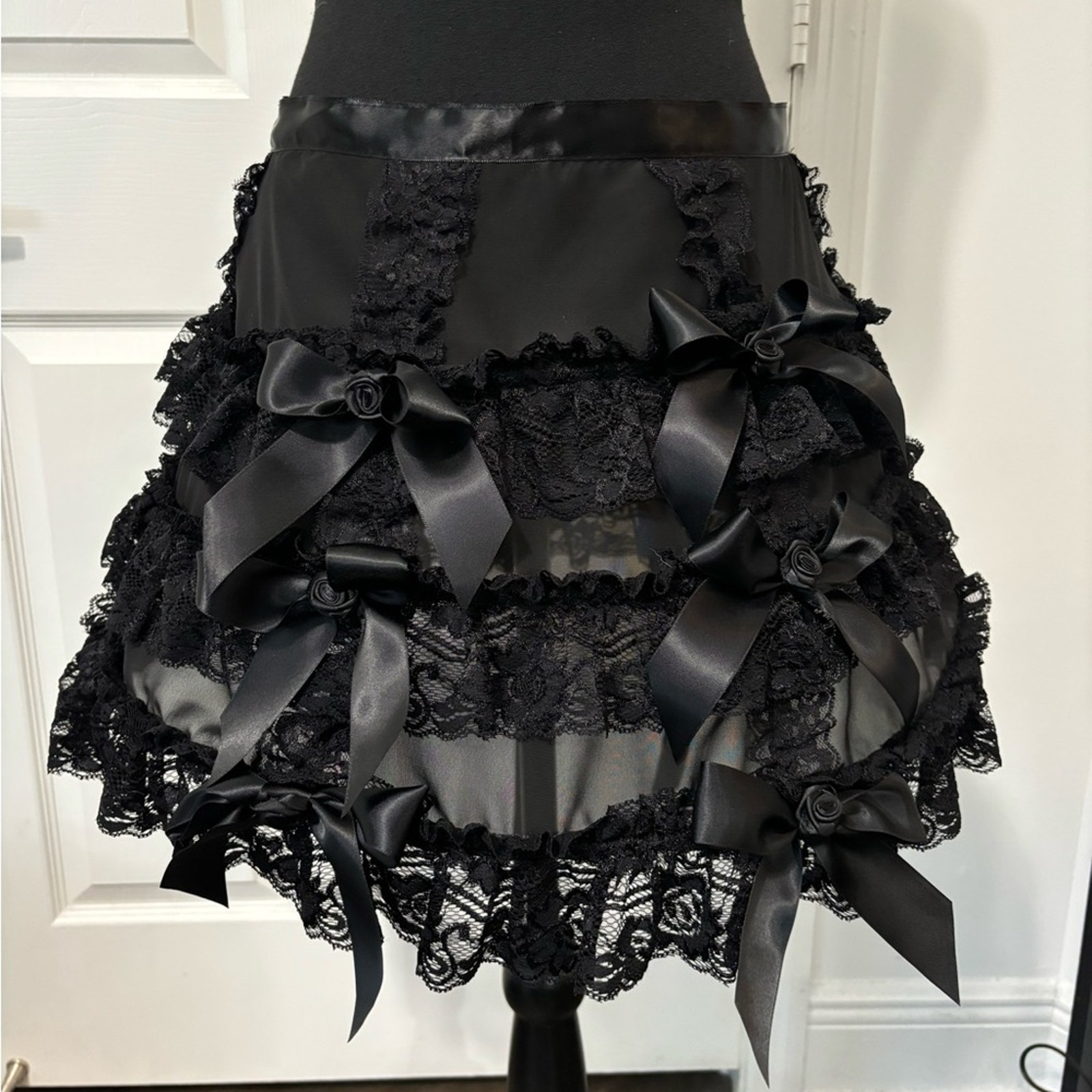 Ameri Gabrielle × AMERI 10TH HISTORY SKIRT Maxi
