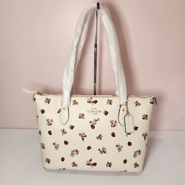 NWT Coach CU271 Gallery Tote Ladybug Floral Print Zip Top Bag Purse