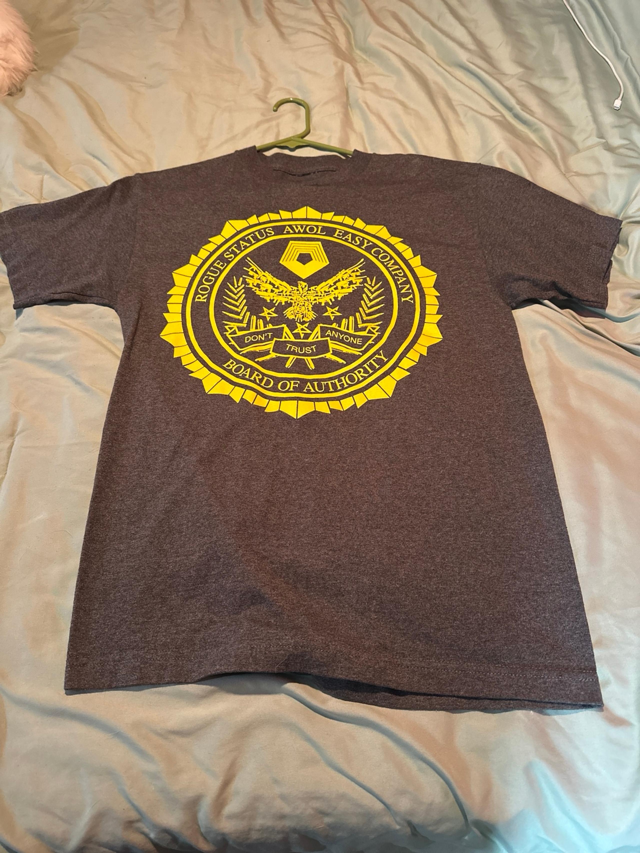 DTA rogue status t shirt