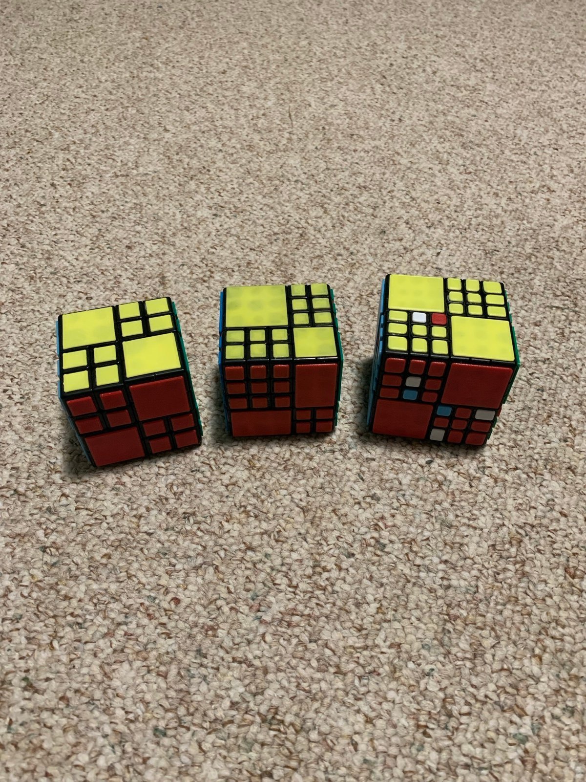 Twisty puzzle lot (“Rubik’s cubes”)