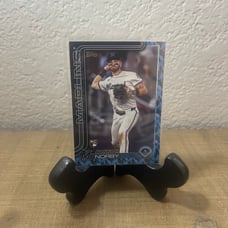 Connor Norby 2025 Topps Team Logo Color Border Variation Parallel SSP Marlins RC